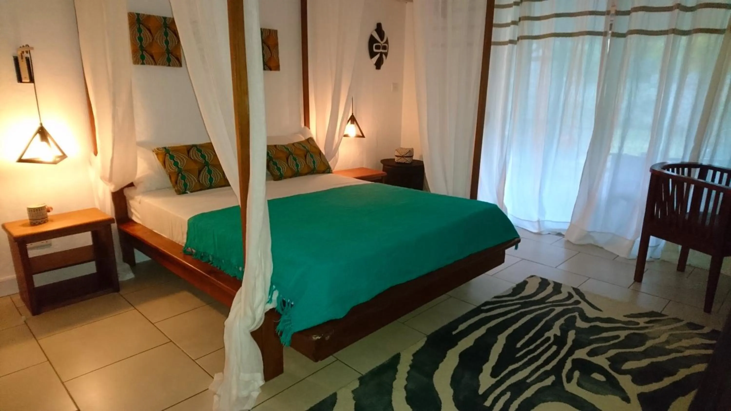 Bedroom, Bed in SWEET ISLAND petit dejeuner inclus