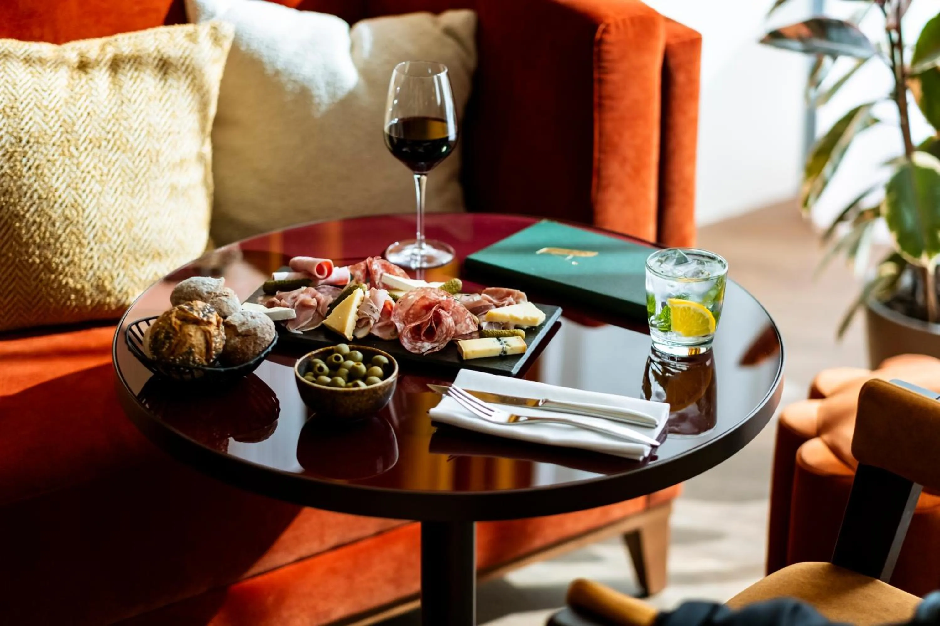 Restaurant/places to eat in Mercure Villefranche-sur-Saône