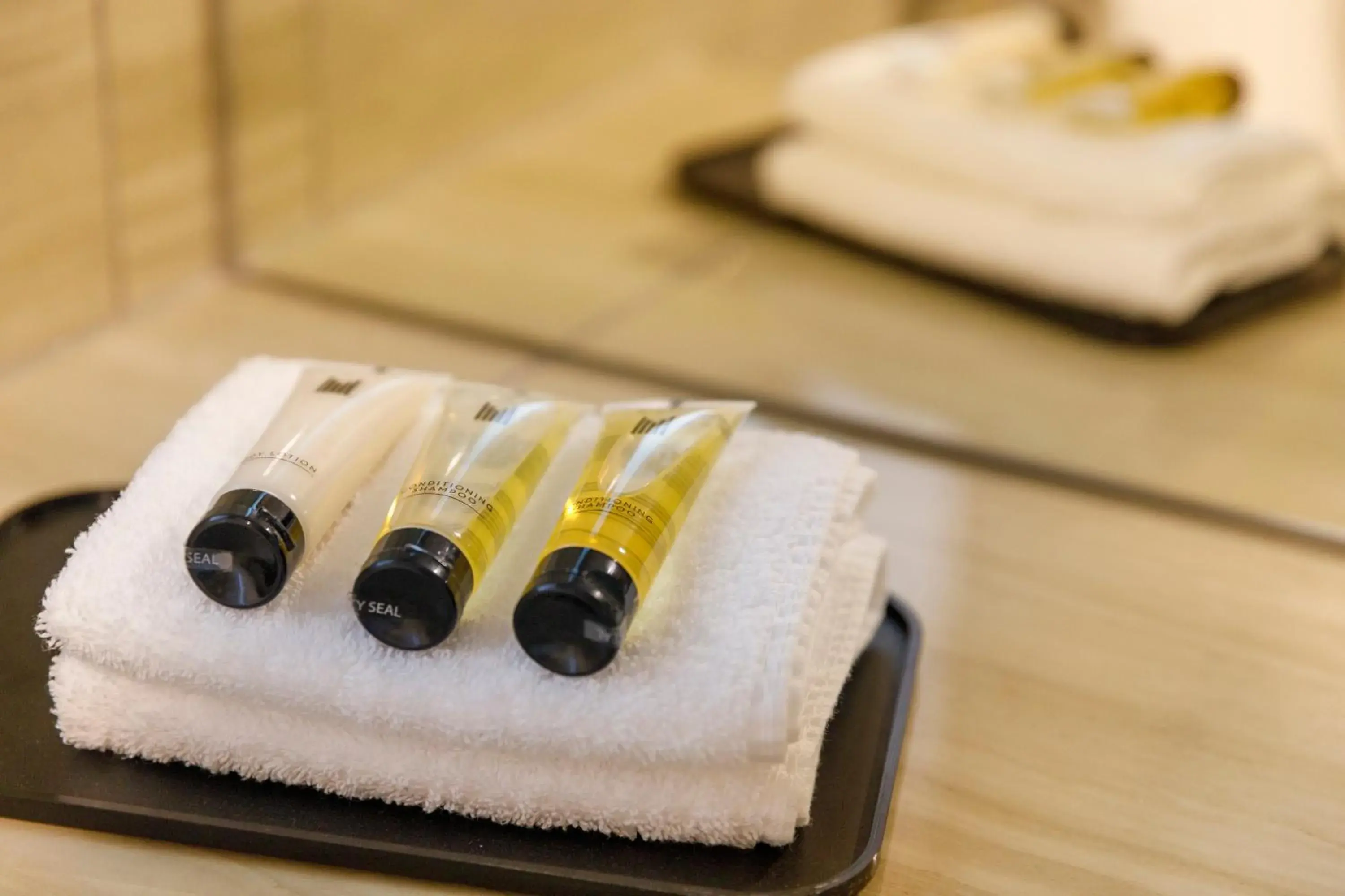 Superior Riverview Accessible 1 King in Copthorne Hotel Greymouth Superior Riverview Accessible 1 King in Copthorne Hotel Greymouth