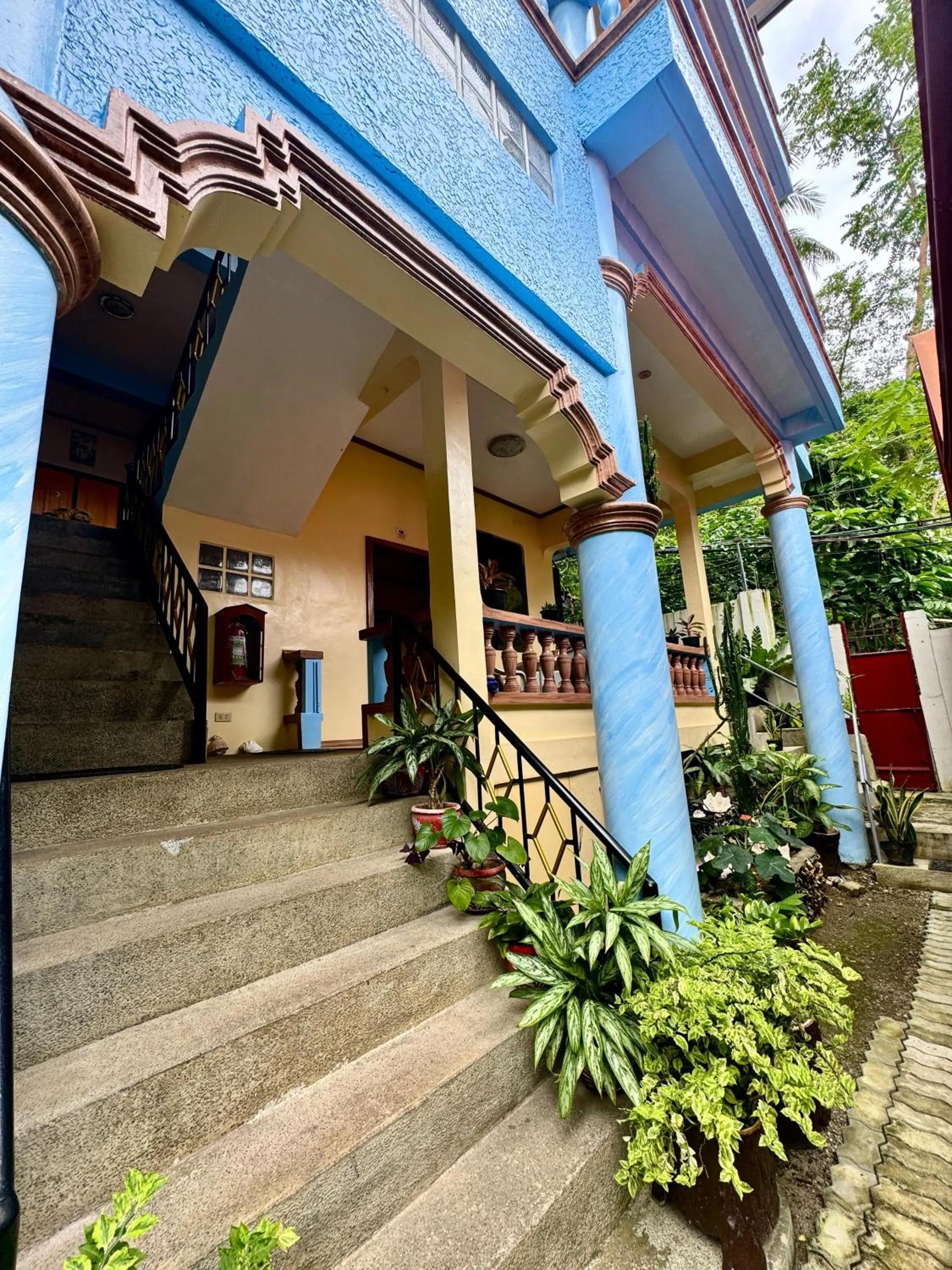 Facade/entrance in Ocean Breeze Inn