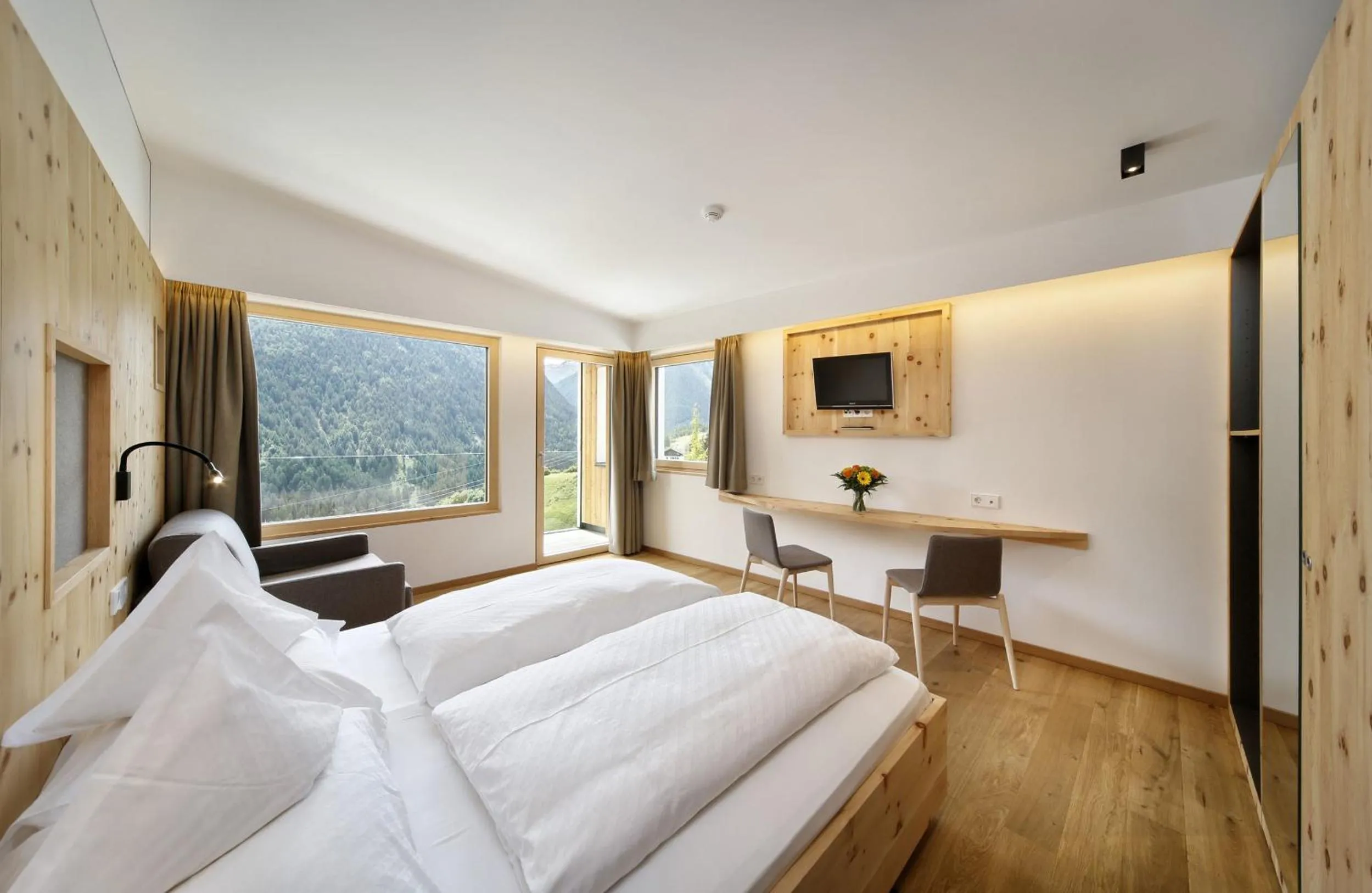 Double Room with Panoramic View in Hotel Sonne