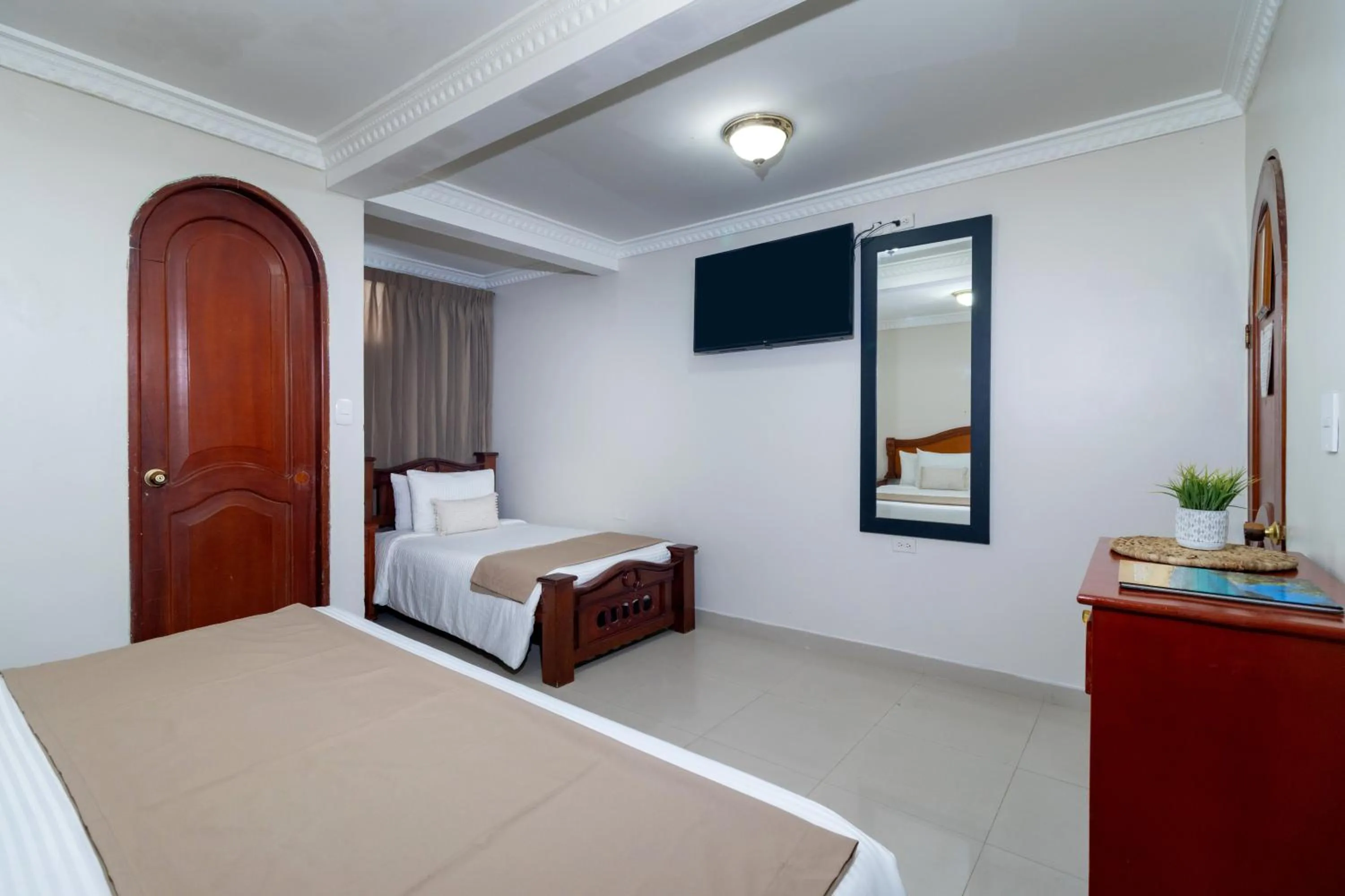 Bedroom, Bed in Hotel Playa Salguero By GEH Suites