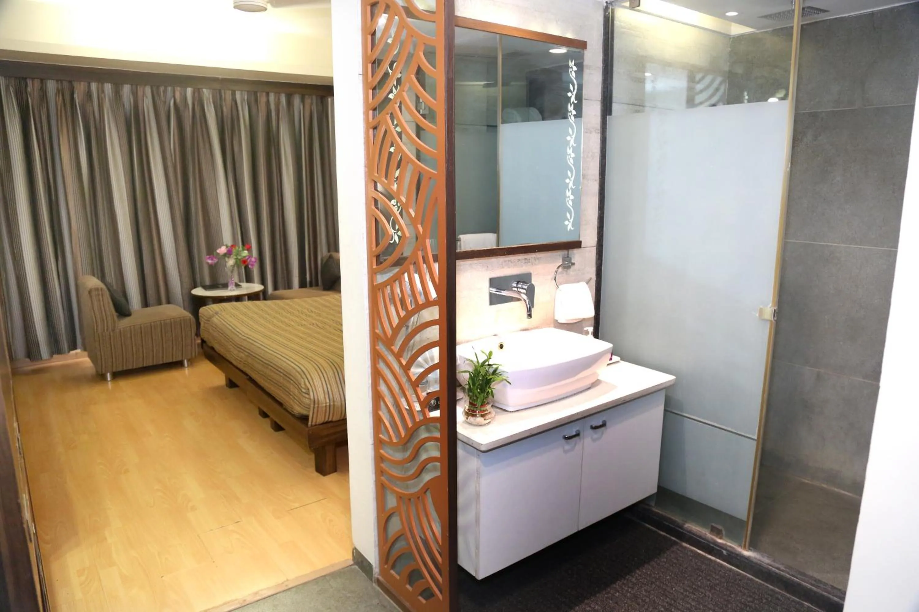 Bathroom in SilverCloud Hotel and Banquets