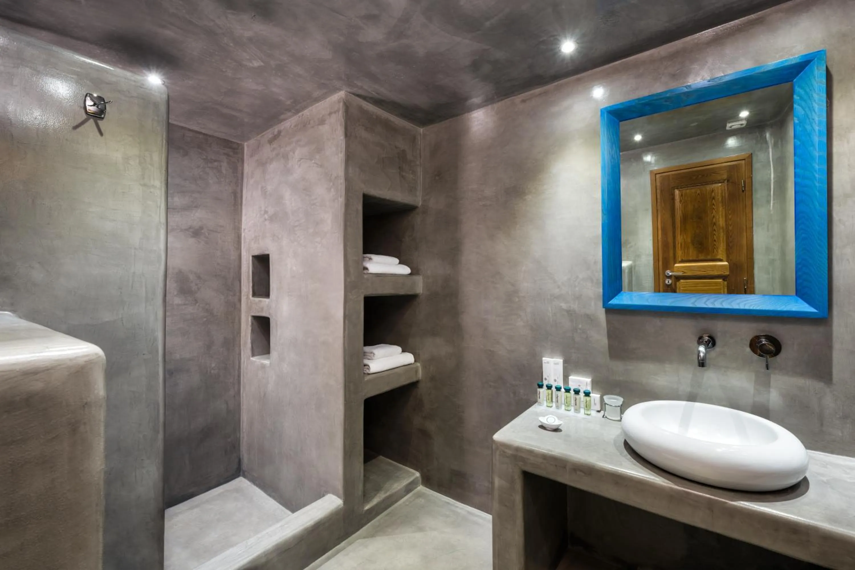 Bathroom in Anema Boutique Hotel & Villas Santorini