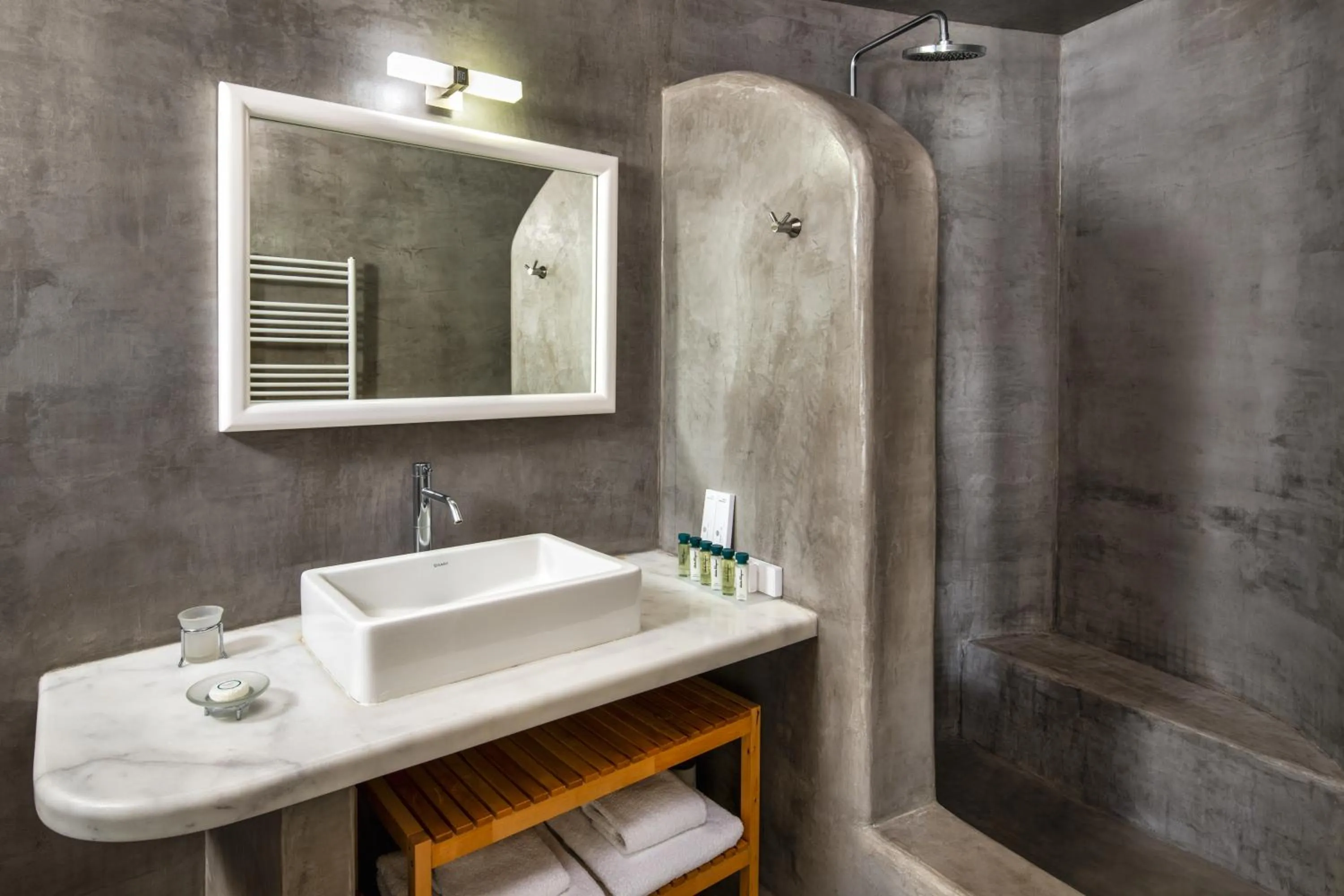 Anema Boutique Hotel & Villas Santorini