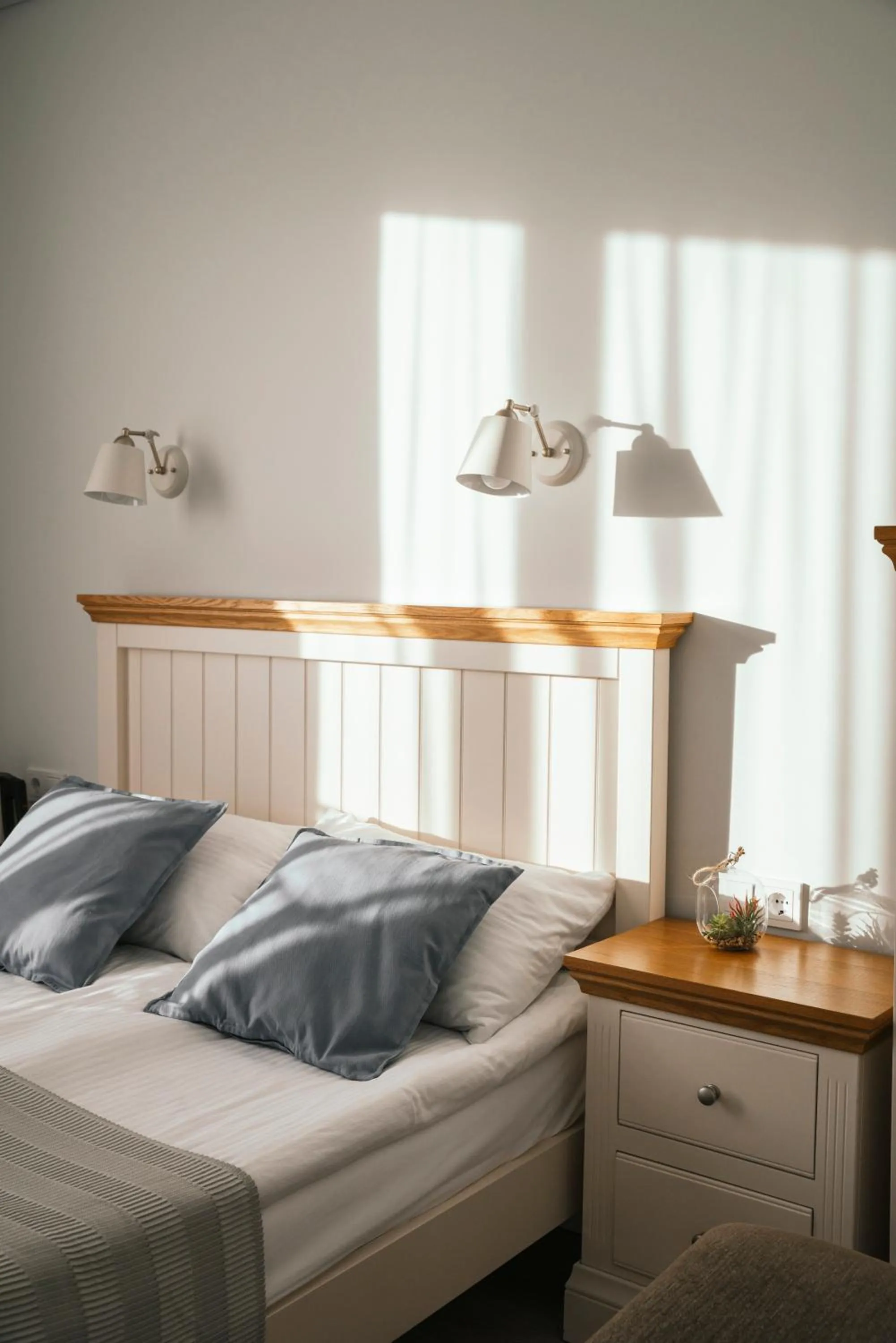 Bed in J14A I Rooms & Apartments AUTOMATED SELF CHECK-IN