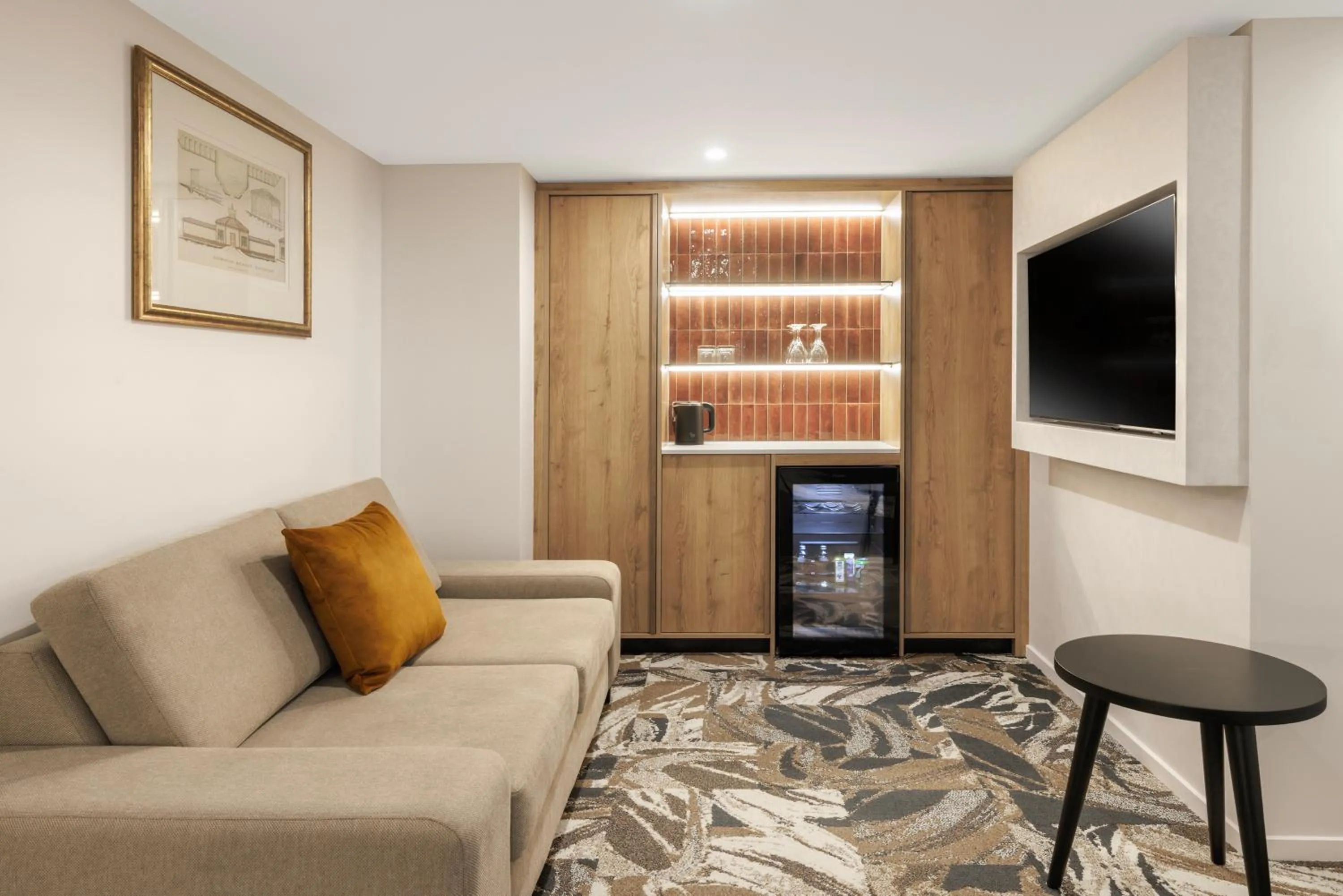 TV and multimedia in Millennium Hotel Queenstown