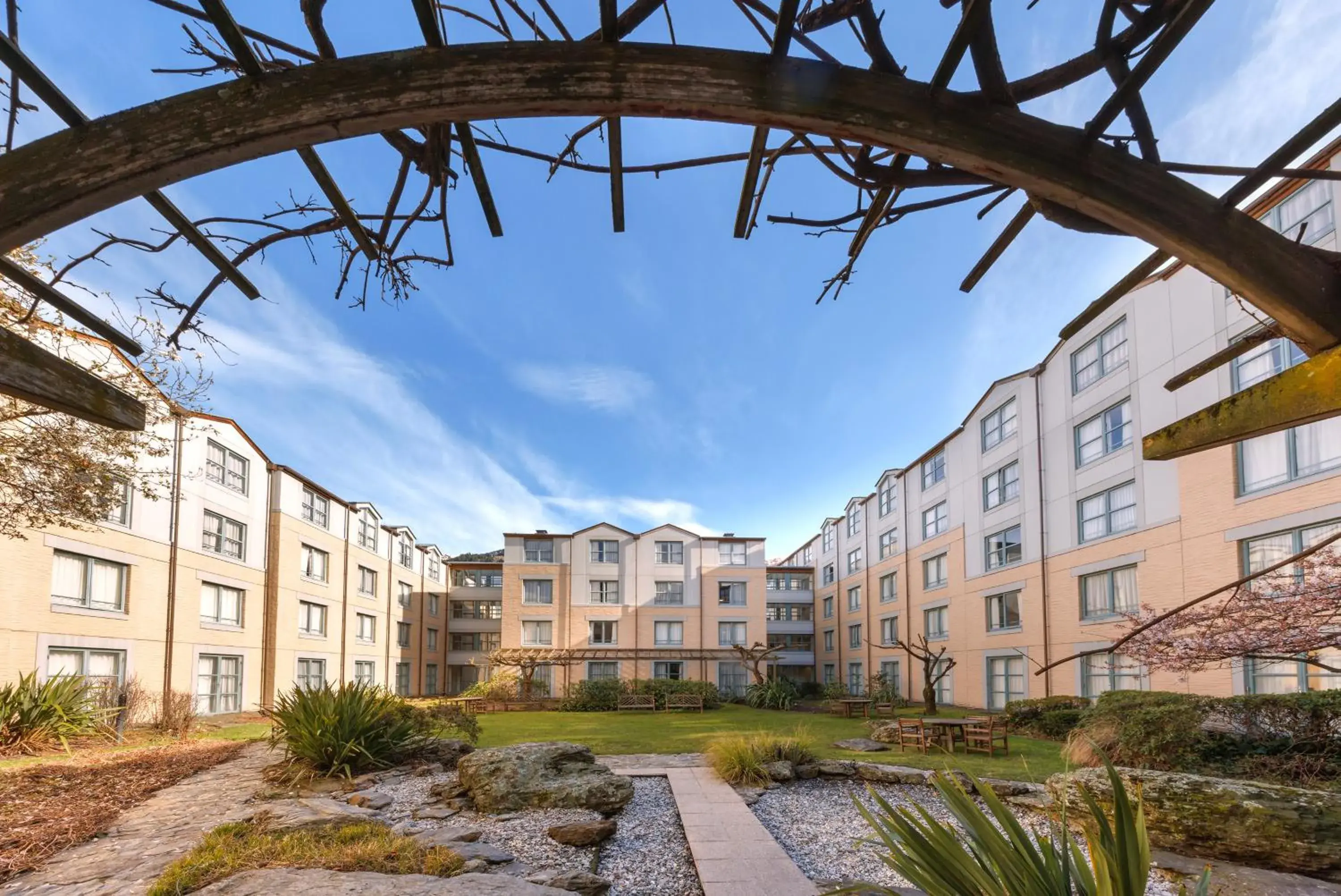 Garden view in Millennium Hotel Queenstown Garden view in Millennium Hotel Queenstown