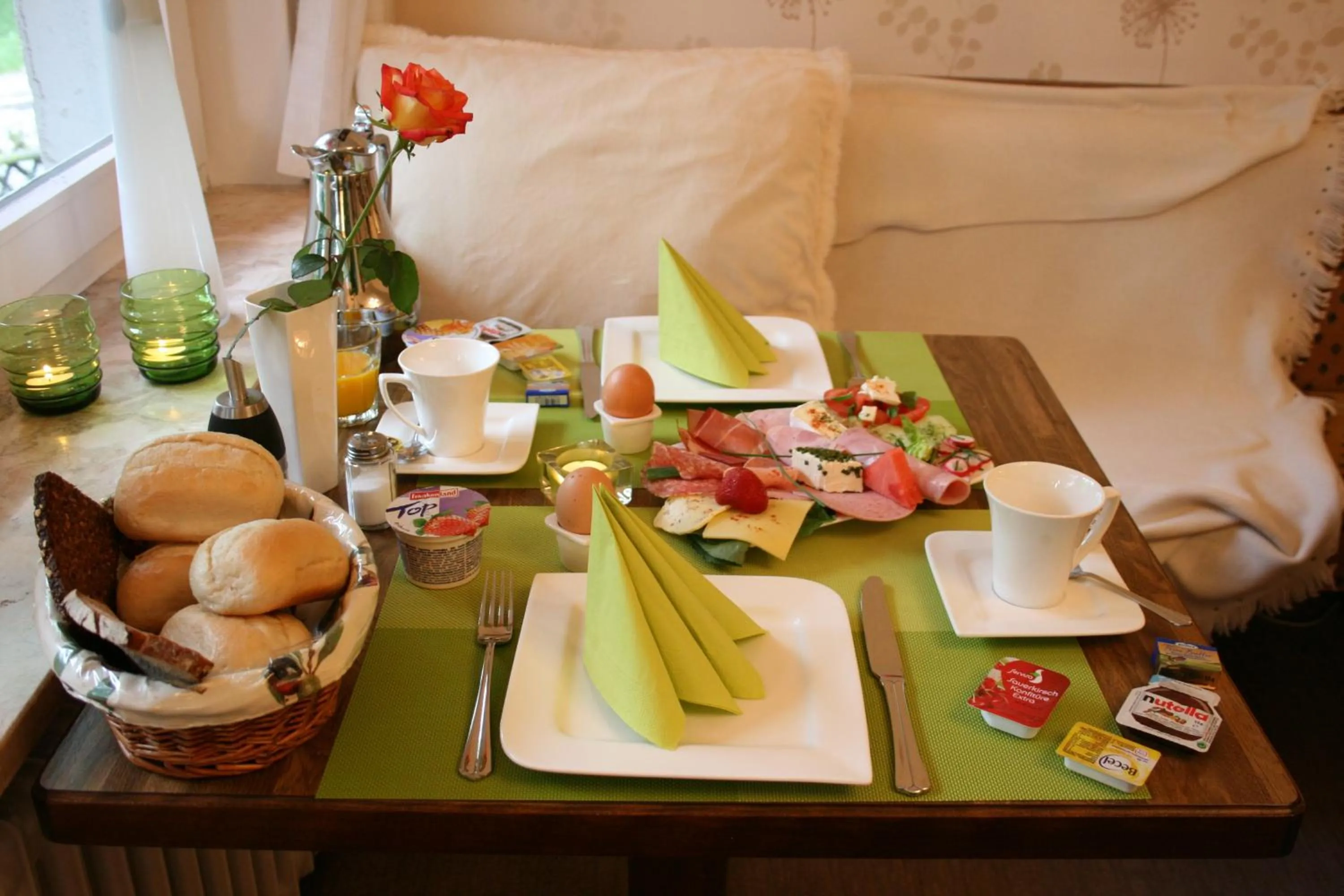 Continental breakfast in Gästehaus Graul