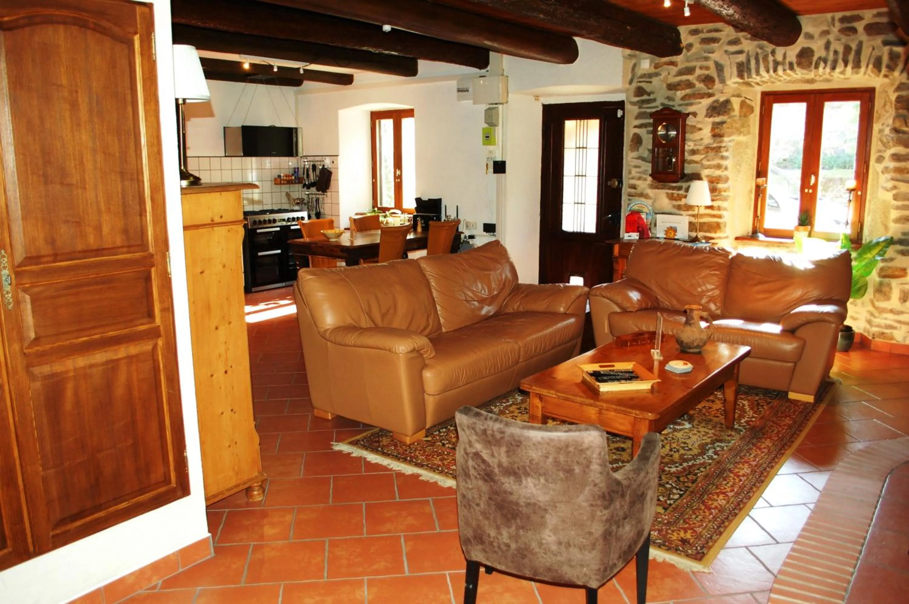 Communal lounge/ TV room in Le Grand Trianon