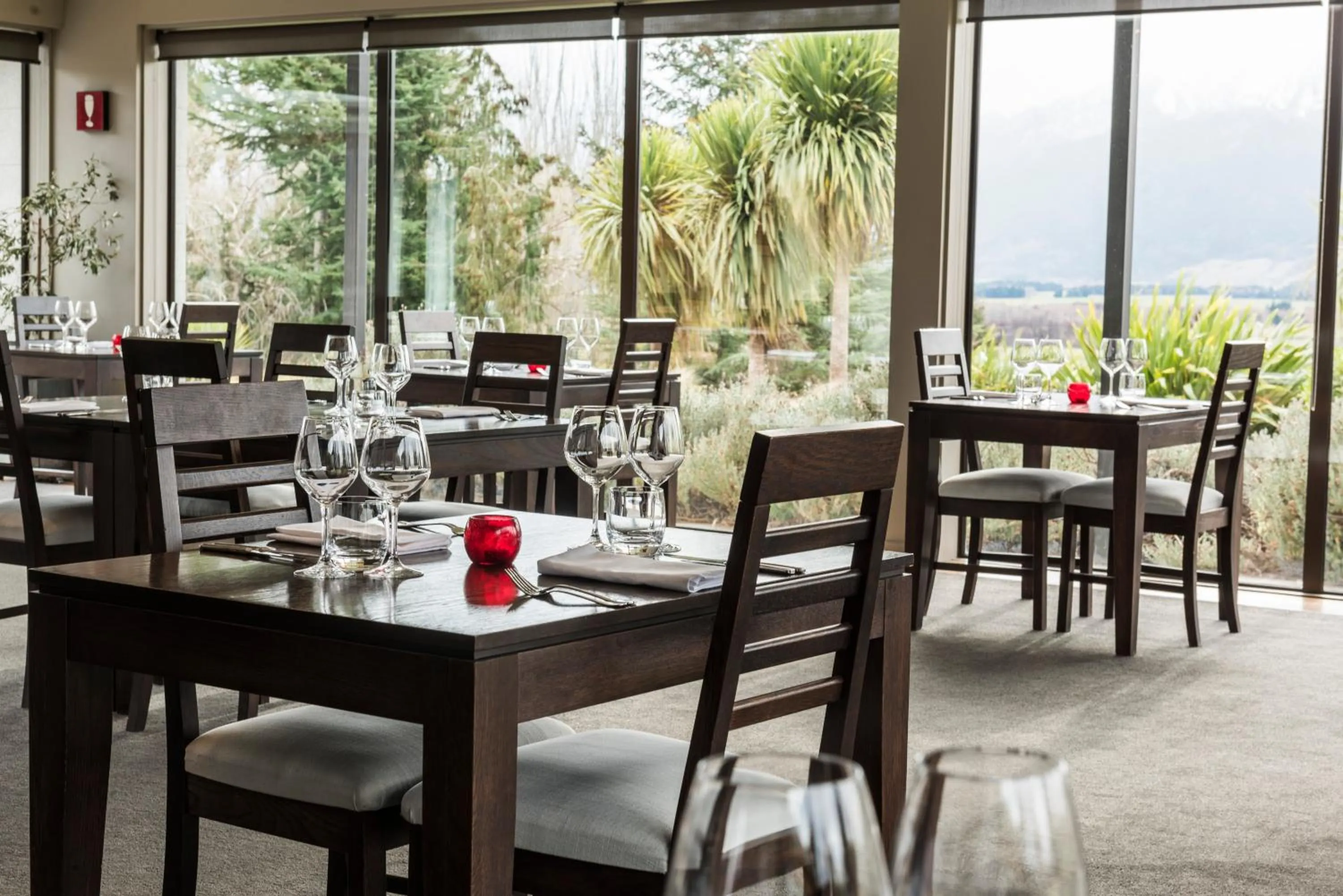 Restaurant/places to eat in Braemar Lodge And Spa