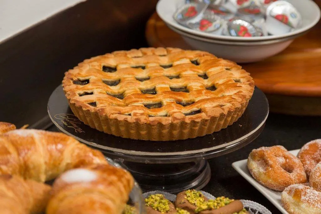 Buffet breakfast in Viva Hotel Avellino