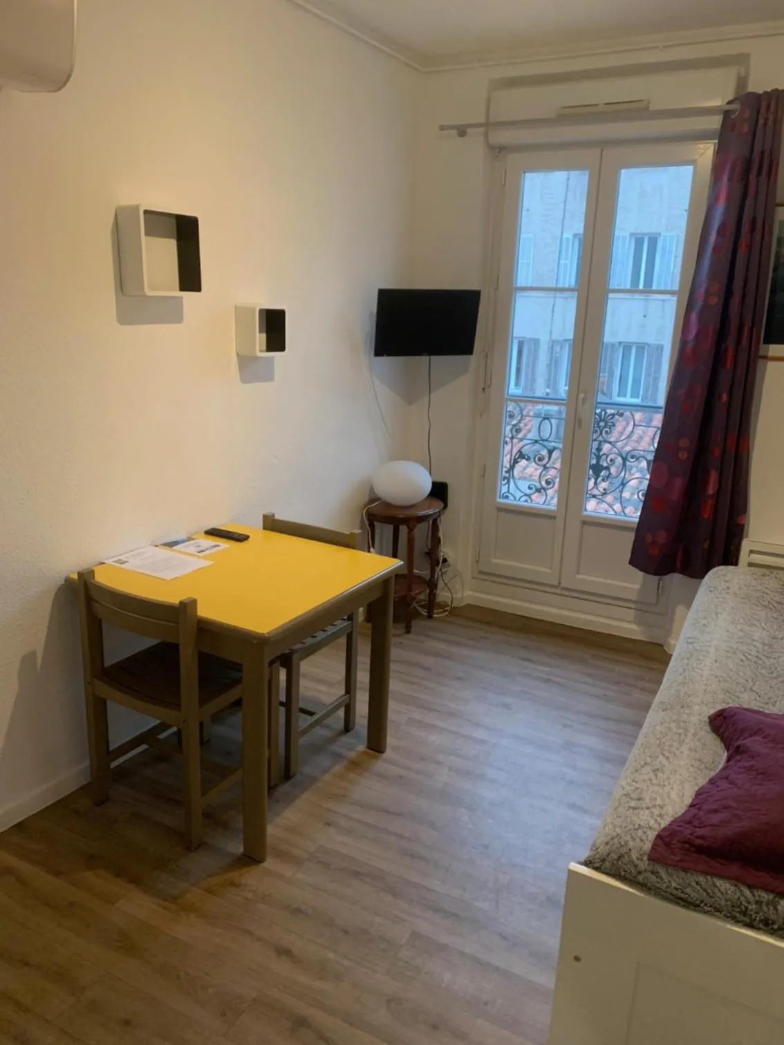 Living room in Résidence Meublée Services