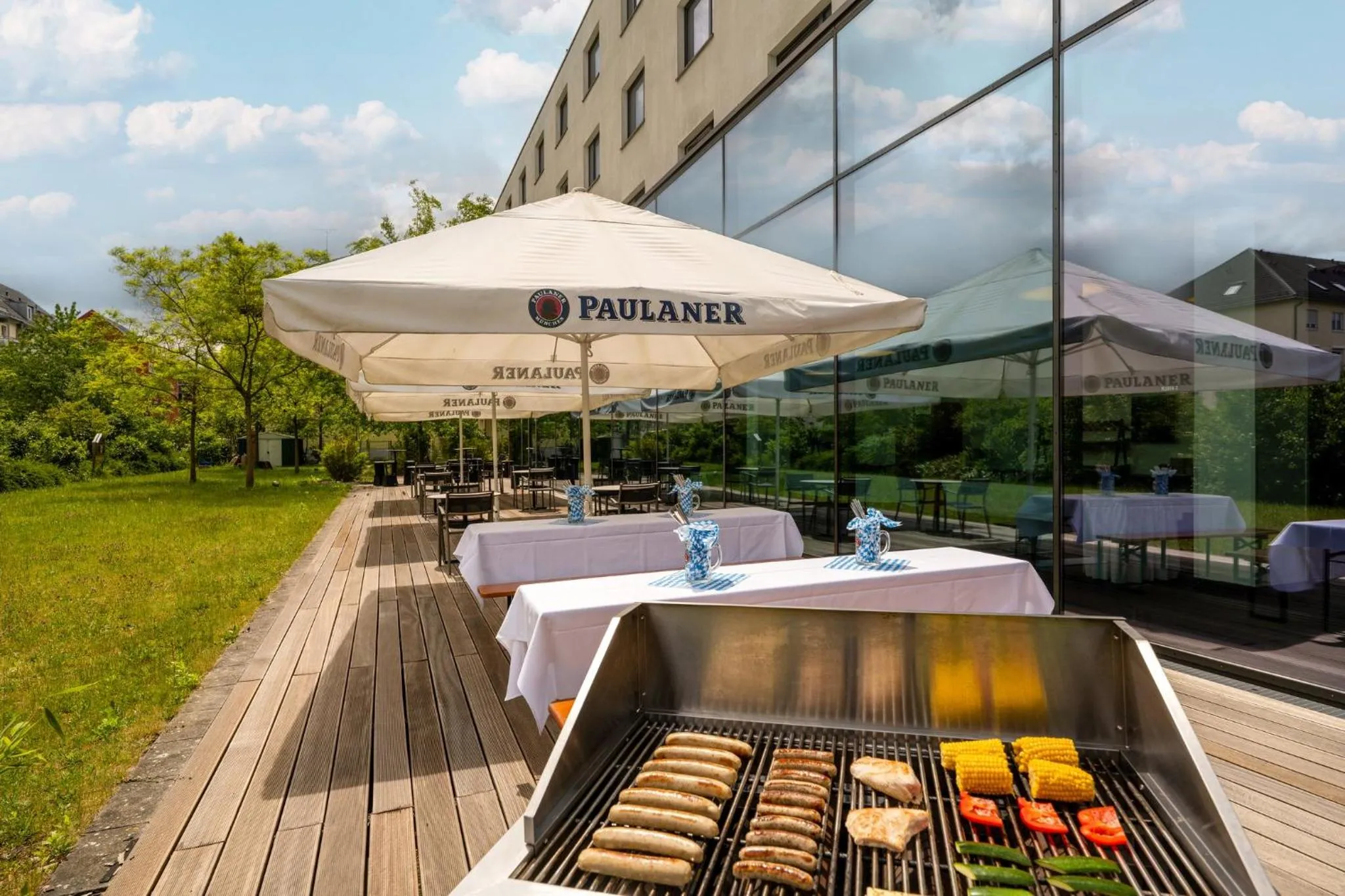 Restaurant/places to eat in Holiday Inn Munich - Westpark by IHG