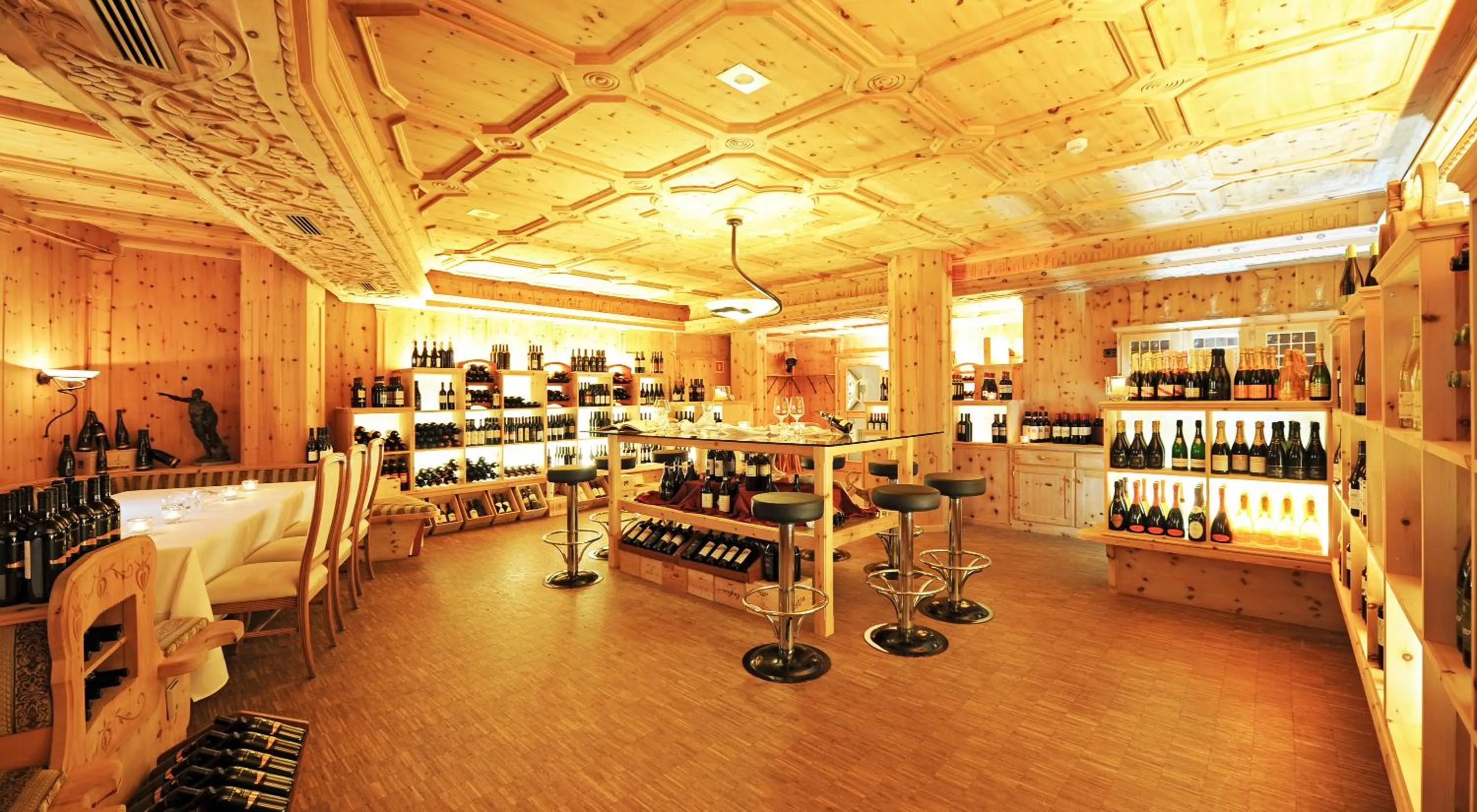 Area and facilities in Hotel Vier Jahreszeiten