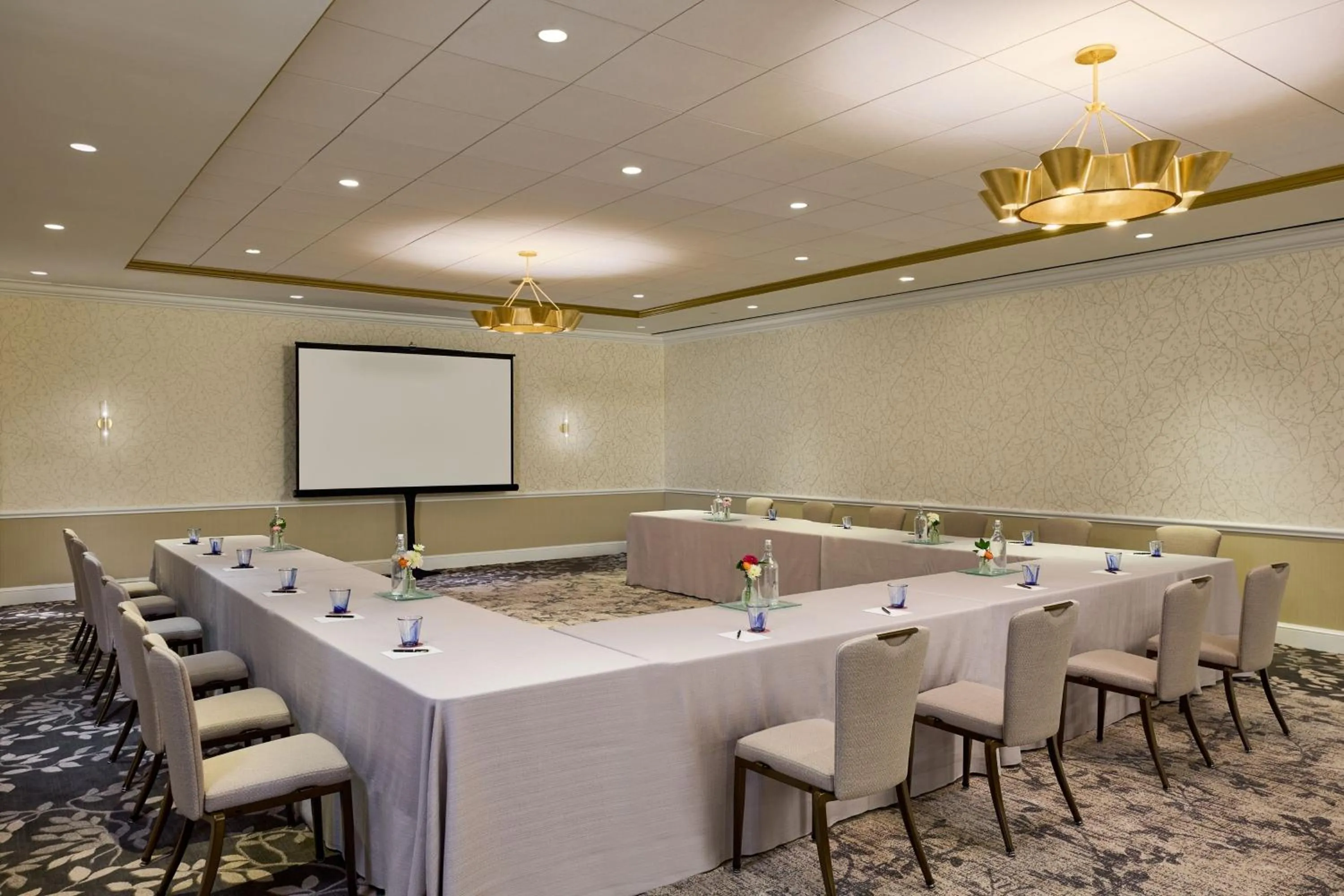 Meeting/conference room in The Alexandrian Old Town Alexandria, Autograph Collection