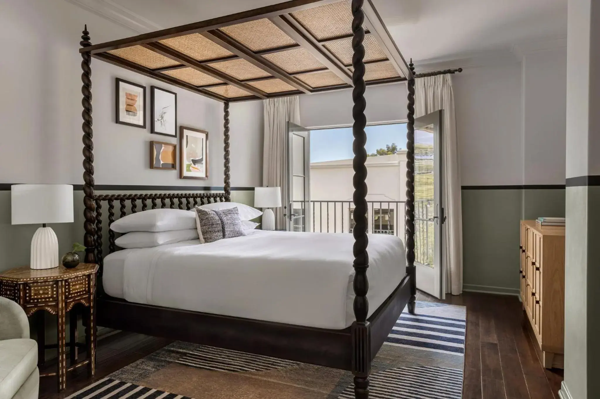 Photo of the whole room, Bed in Kimpton Canary Hotel by IHG Photo of the whole room, Bed in Kimpton Canary Hotel by IHG