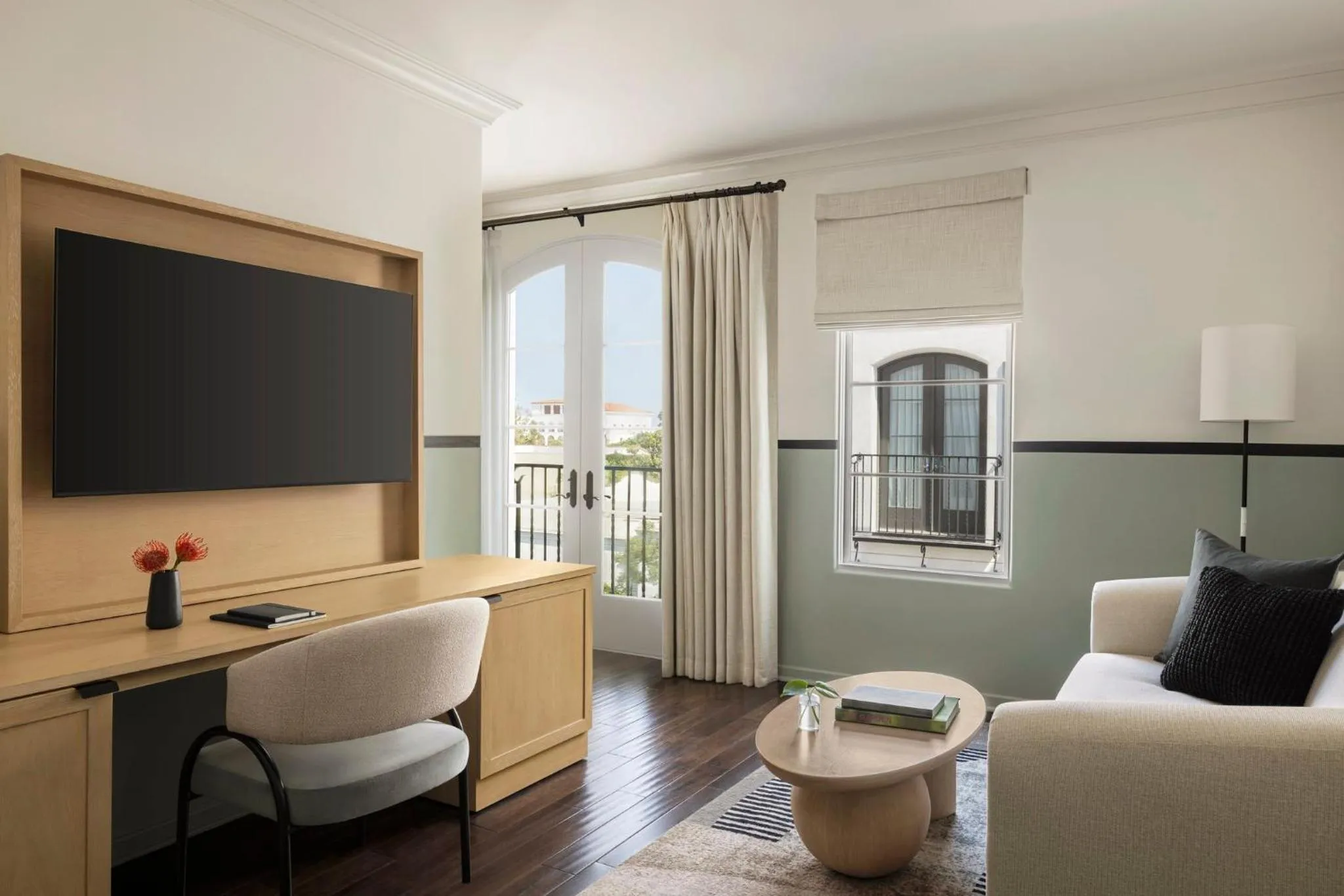 Photo of the whole room in Kimpton Canary Hotel by IHG