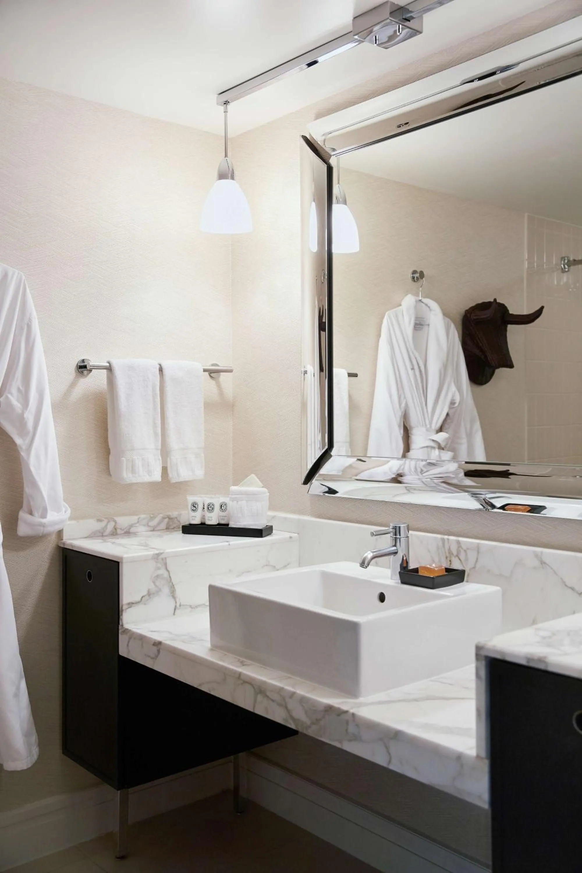 Double Room with Two Double Beds in The Highland Dallas, Curio Collection by Hilton