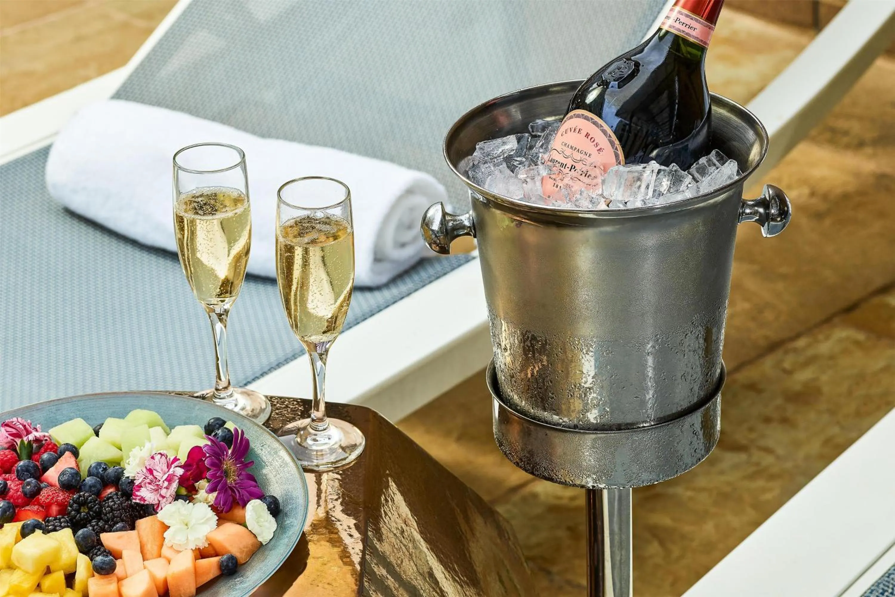 Property building in The Highland Dallas, Curio Collection by Hilton