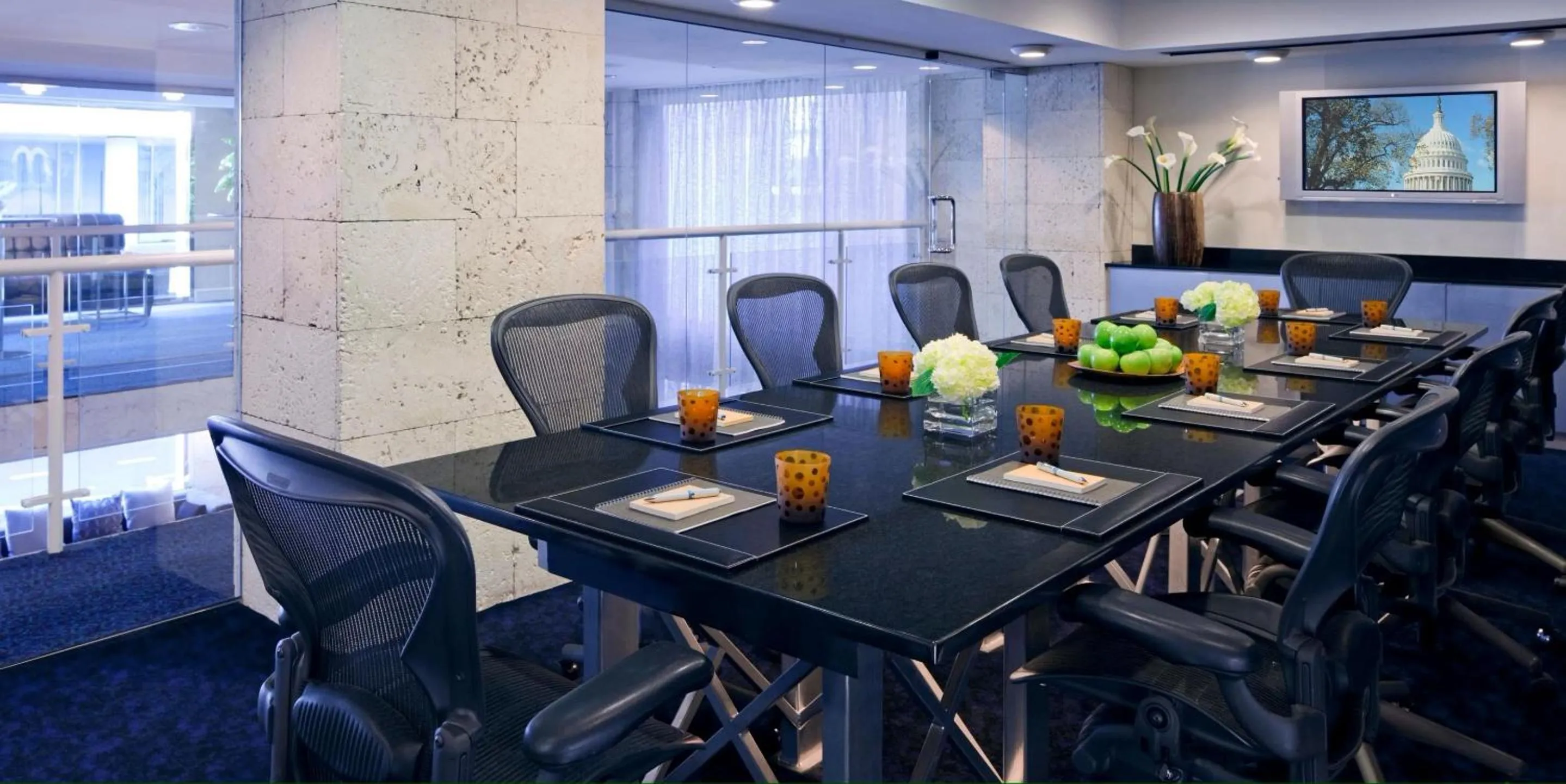 Meeting/conference room in Kimpton George Hotel by IHG