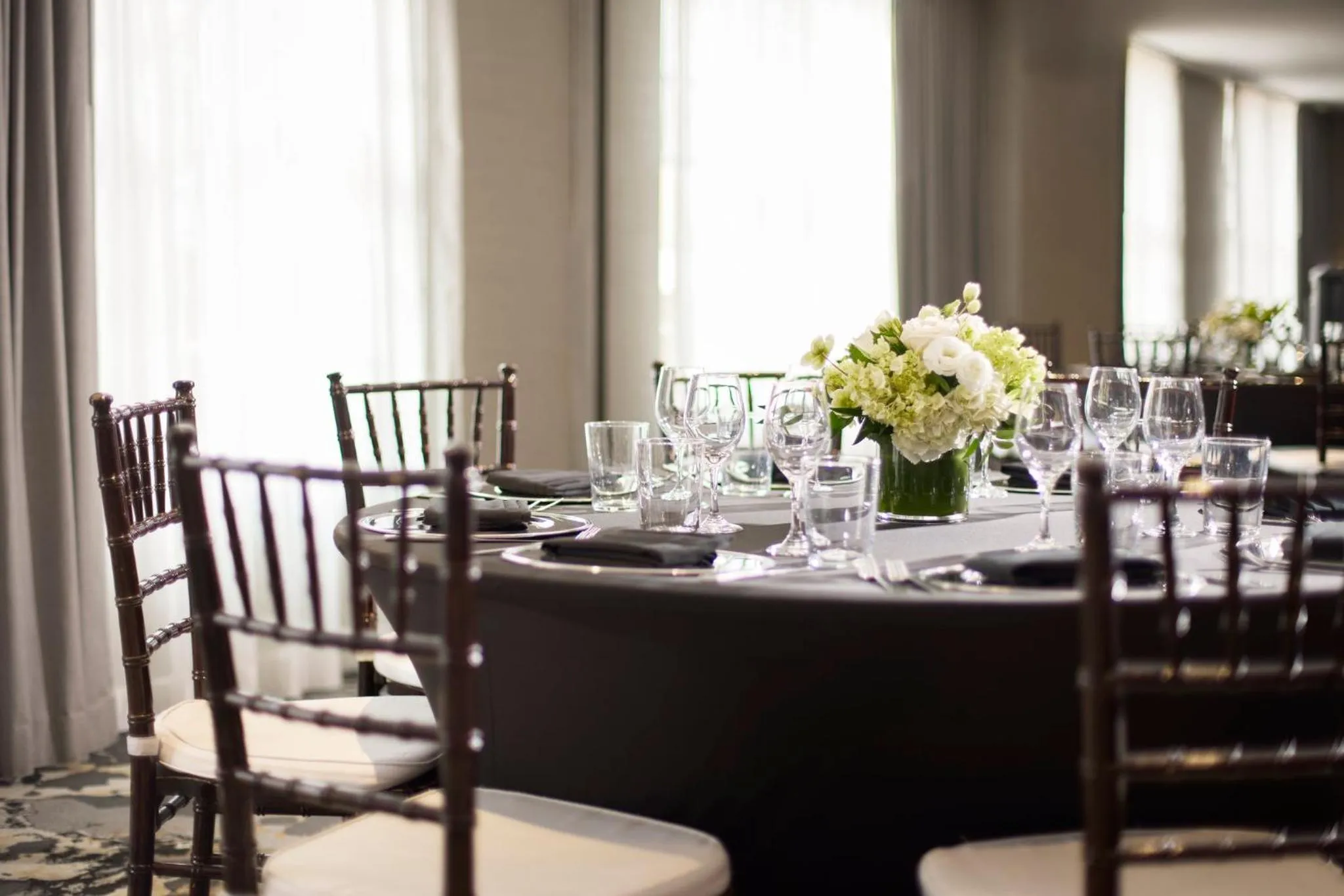 Facade/entrance in Archer Hotel Old Town Alexandria