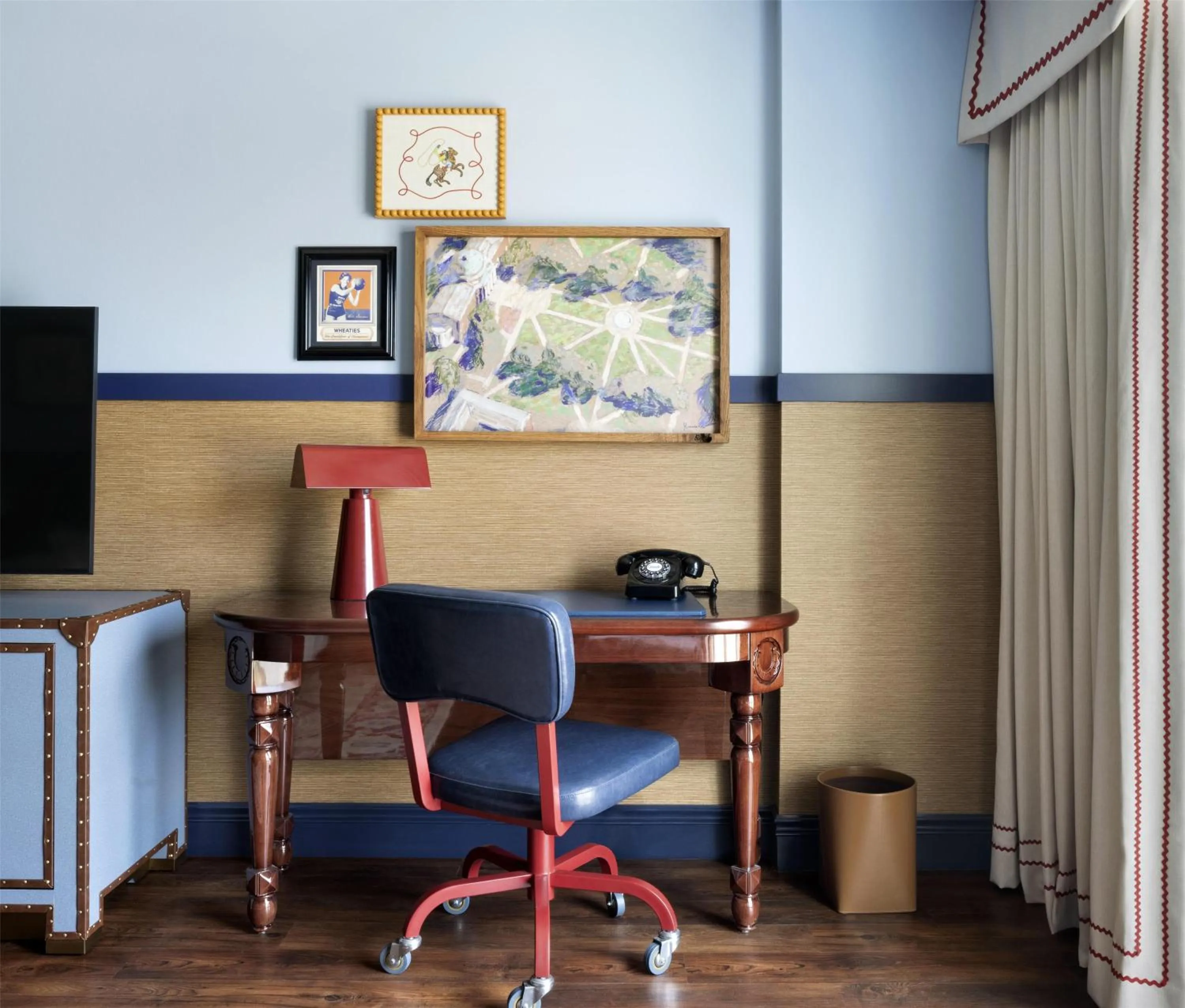 Bedroom in Graduate by Hilton Dallas