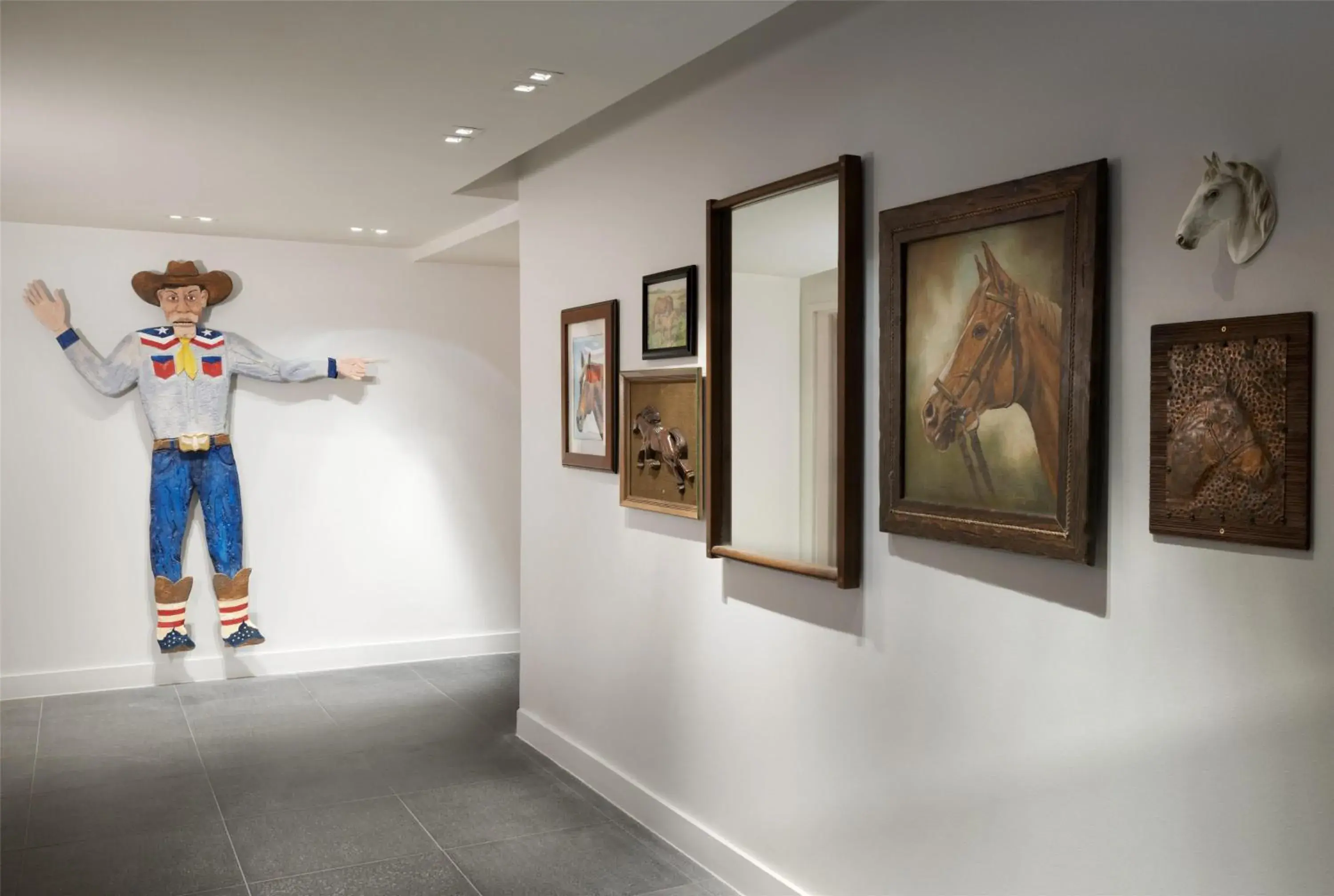 Property building in Graduate by Hilton Dallas Property building in Graduate by Hilton Dallas