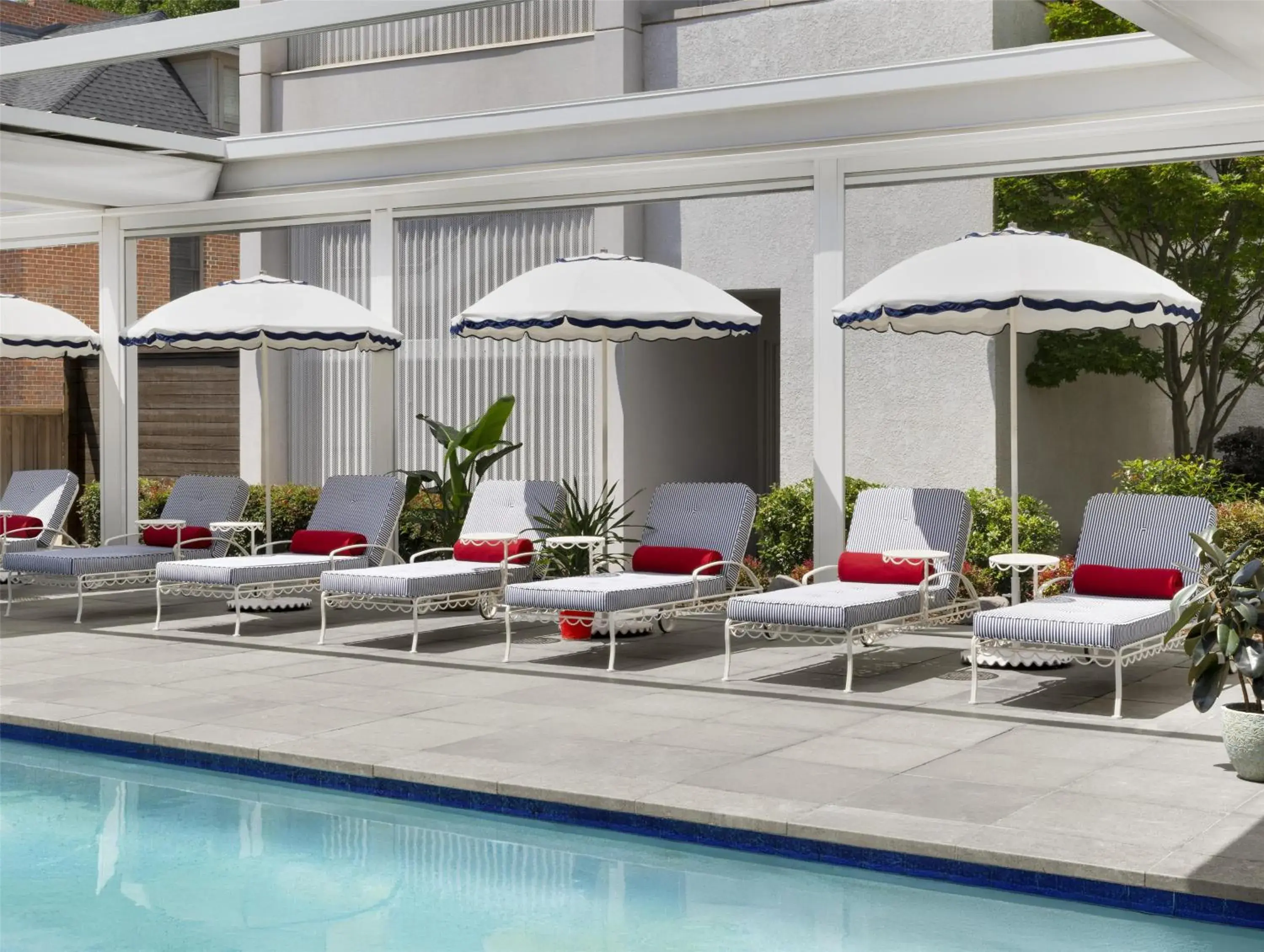 Pool view in Graduate by Hilton Dallas Pool view in Graduate by Hilton Dallas