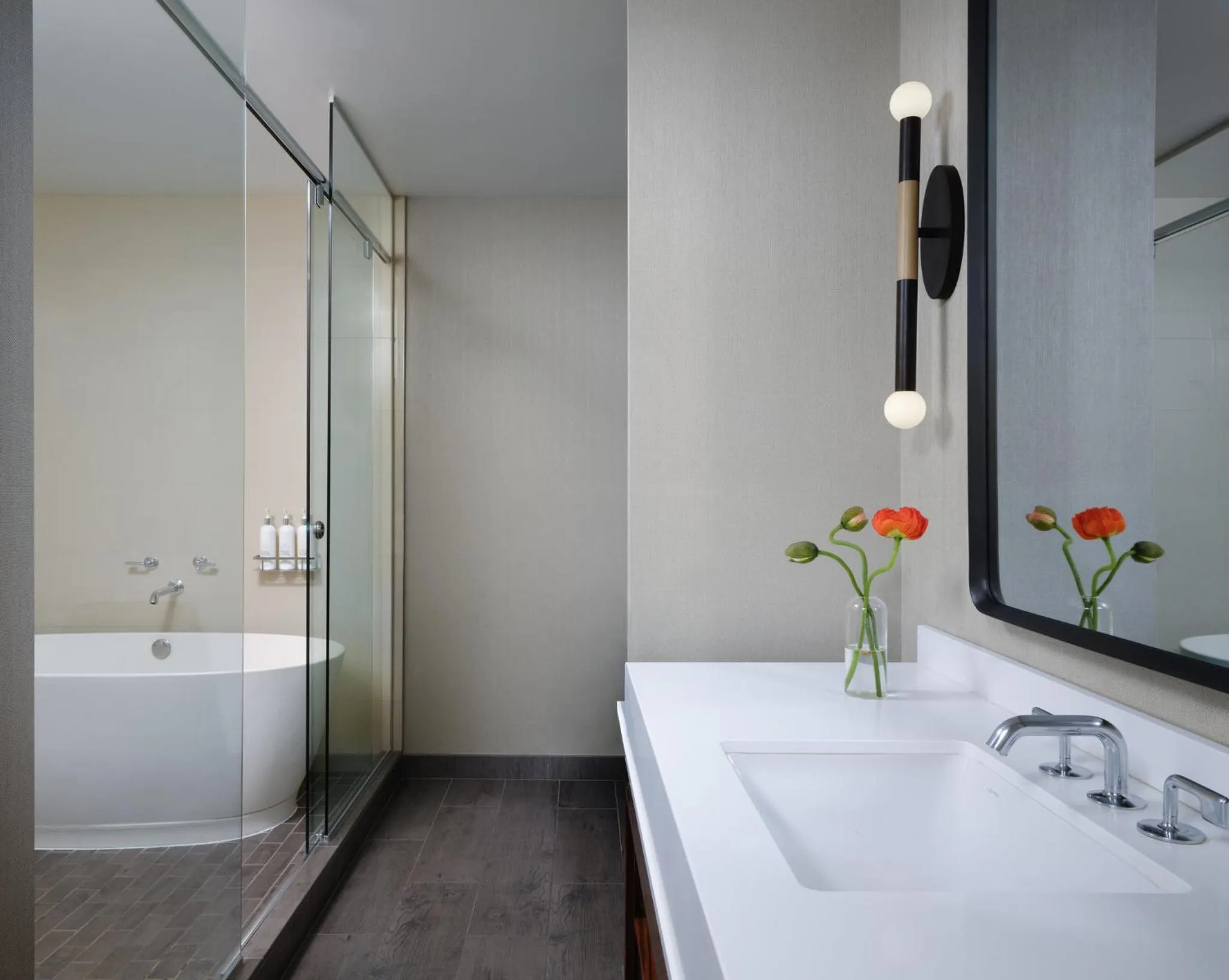 Photo of the whole room in Kimpton Hotel Palomar Phoenix Cityscape by IHG