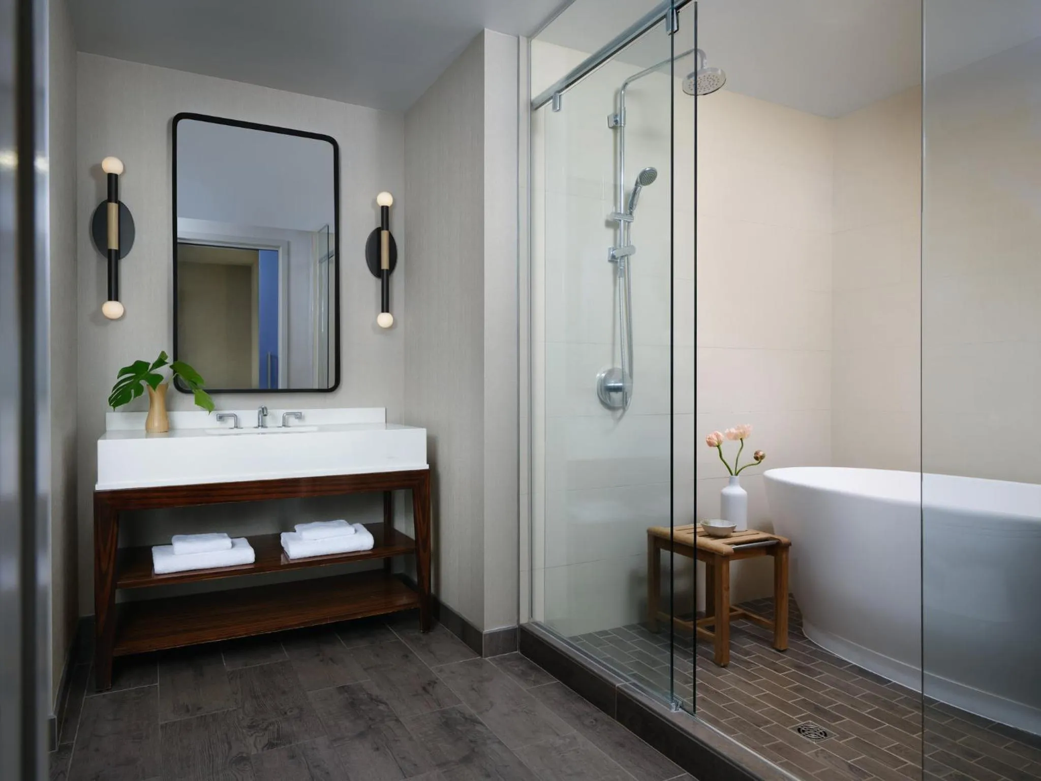 Photo of the whole room in Kimpton Hotel Palomar Phoenix Cityscape by IHG