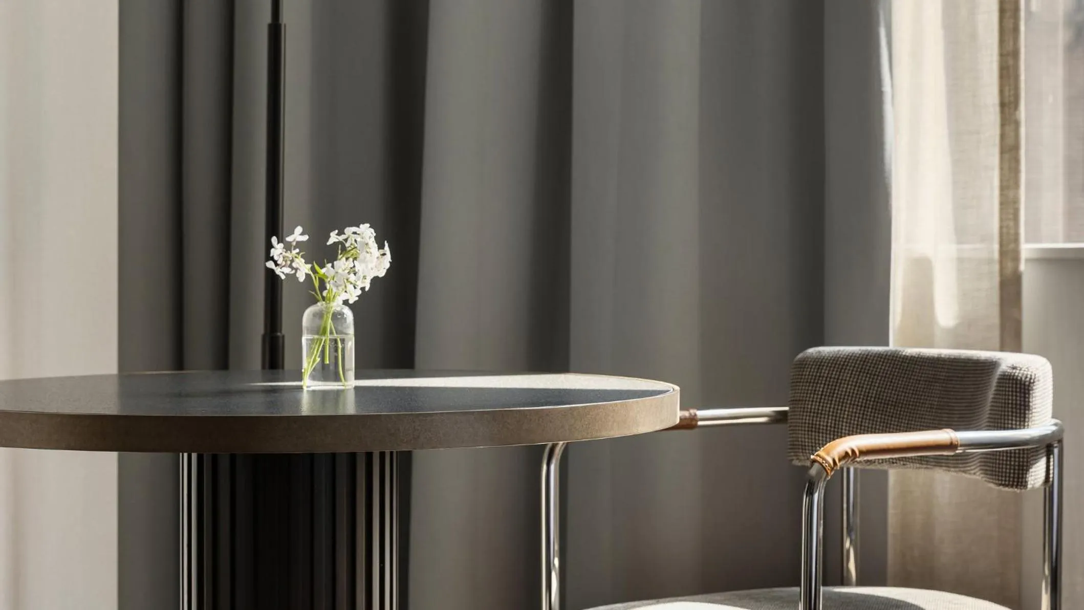 Photo of the whole room in Kimpton Hotel Monaco Seattle by IHG