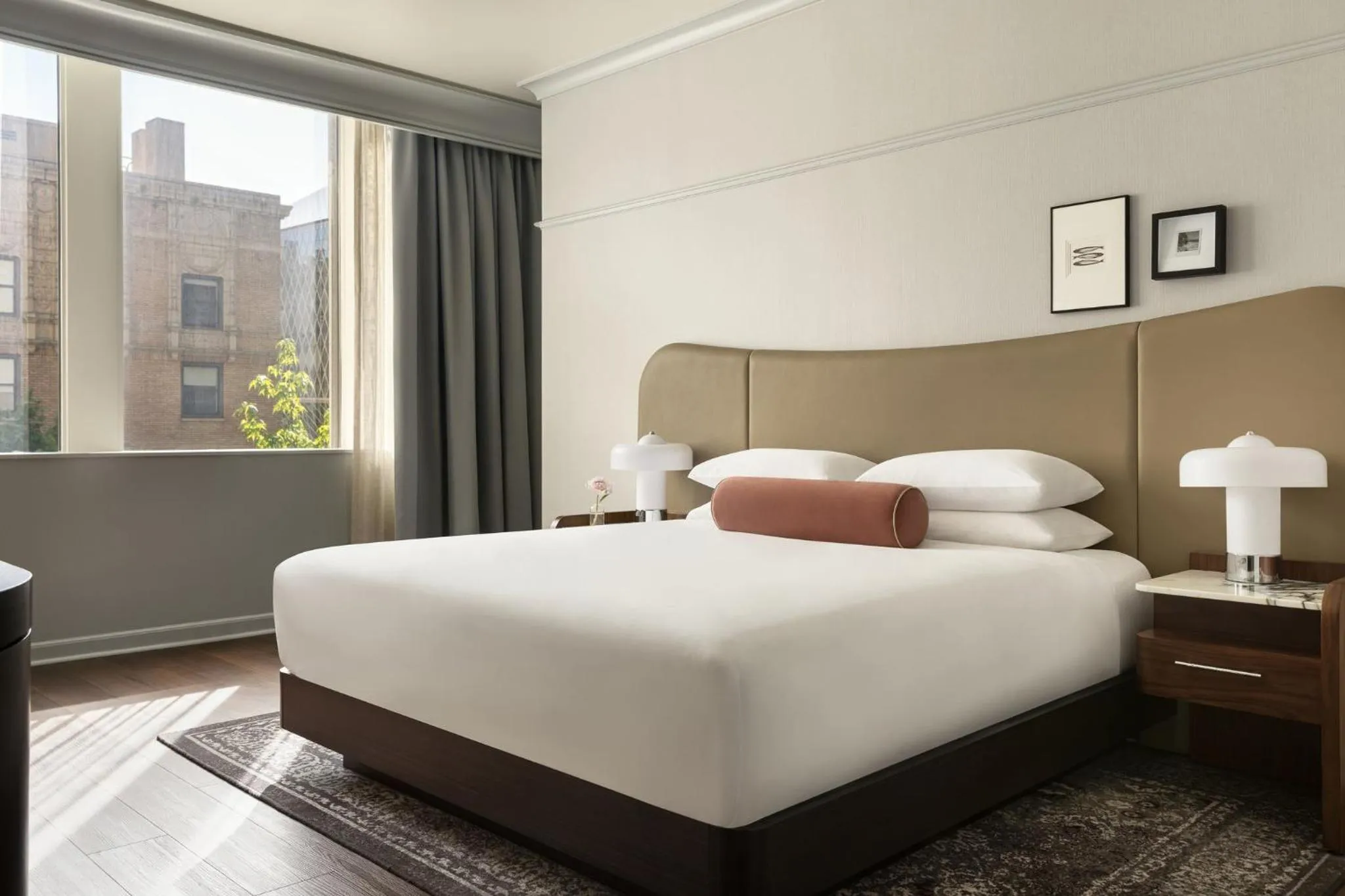 Photo of the whole room, Bed in Kimpton Hotel Monaco Seattle by IHG