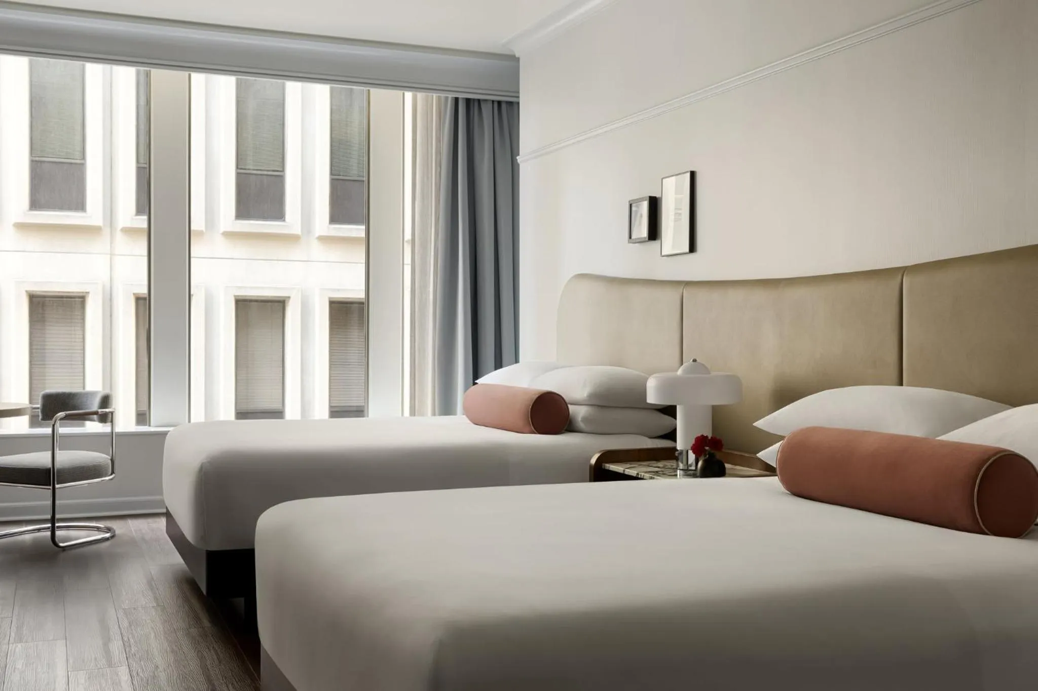 Photo of the whole room, Bed in Kimpton Hotel Monaco Seattle by IHG