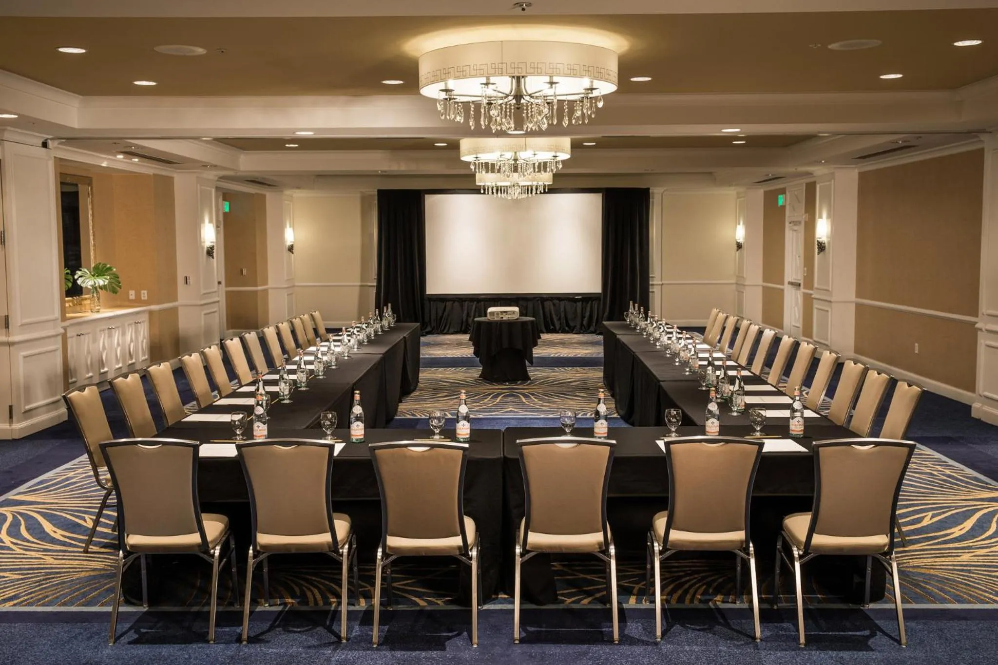 Meeting/conference room in Kimpton Hotel Monaco Seattle by IHG