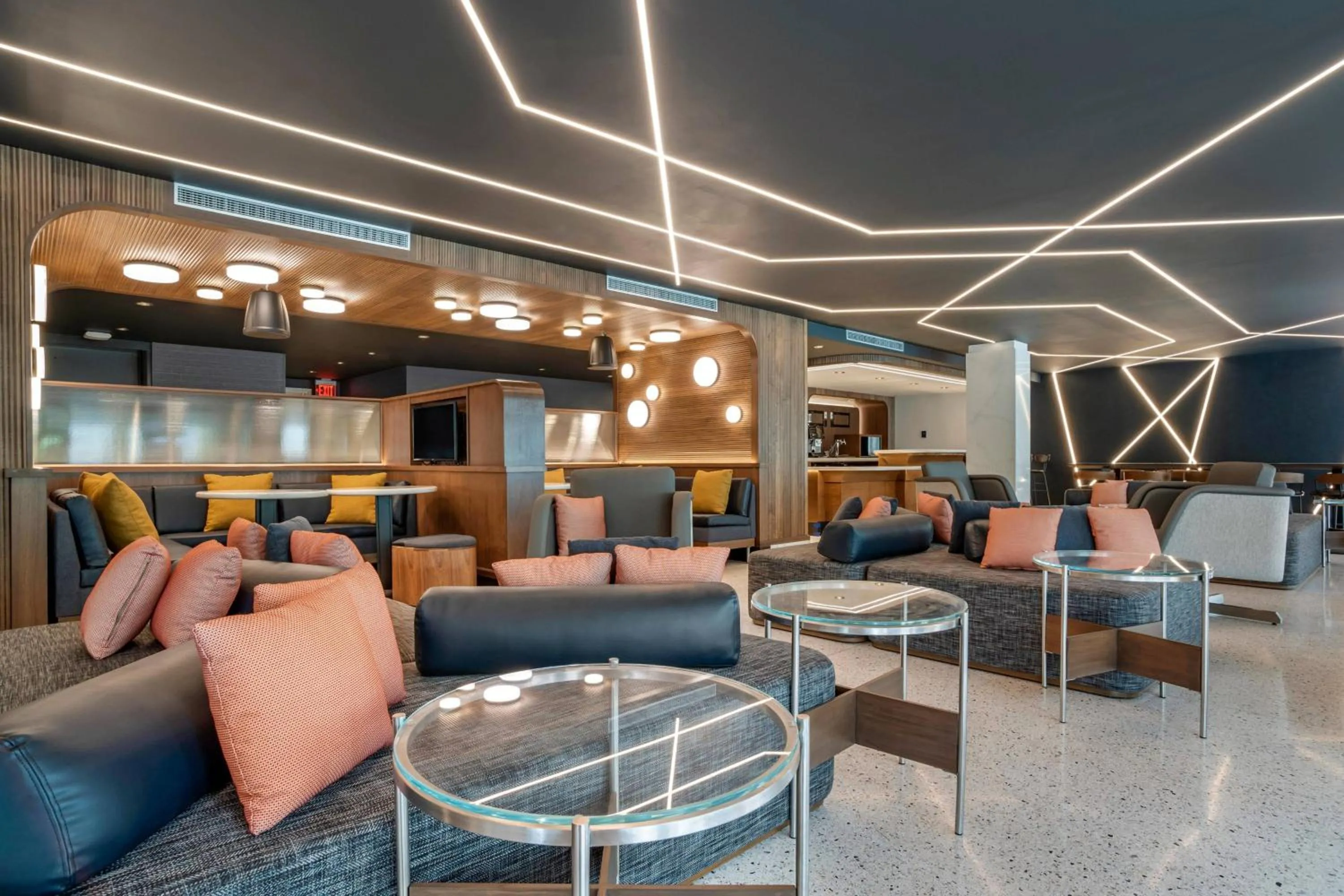 Lobby or reception in Courtyard by Marriott Washington, DC Dupont Circle