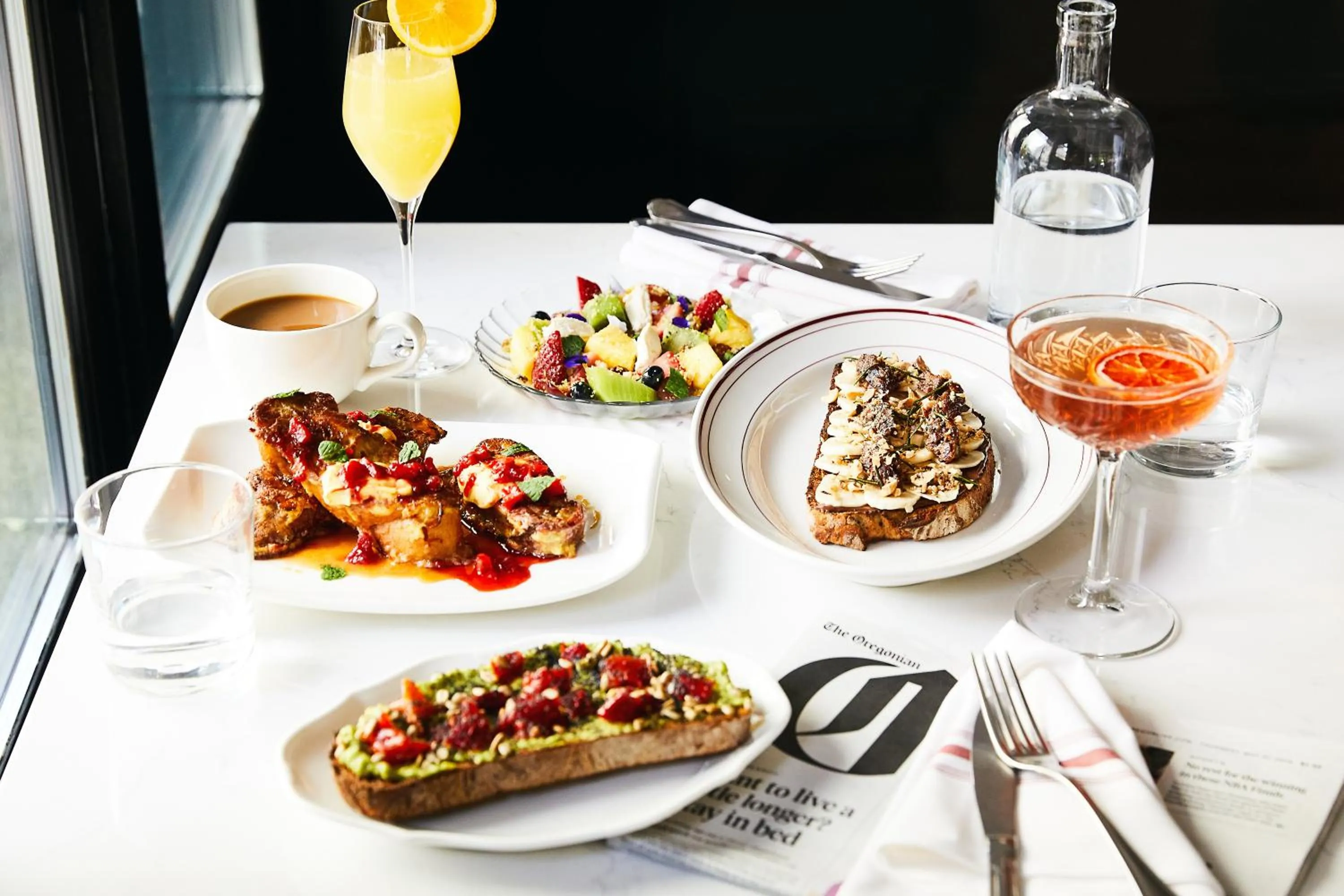 Restaurant/places to eat in Kimpton Hotel Vintage Portland by IHG