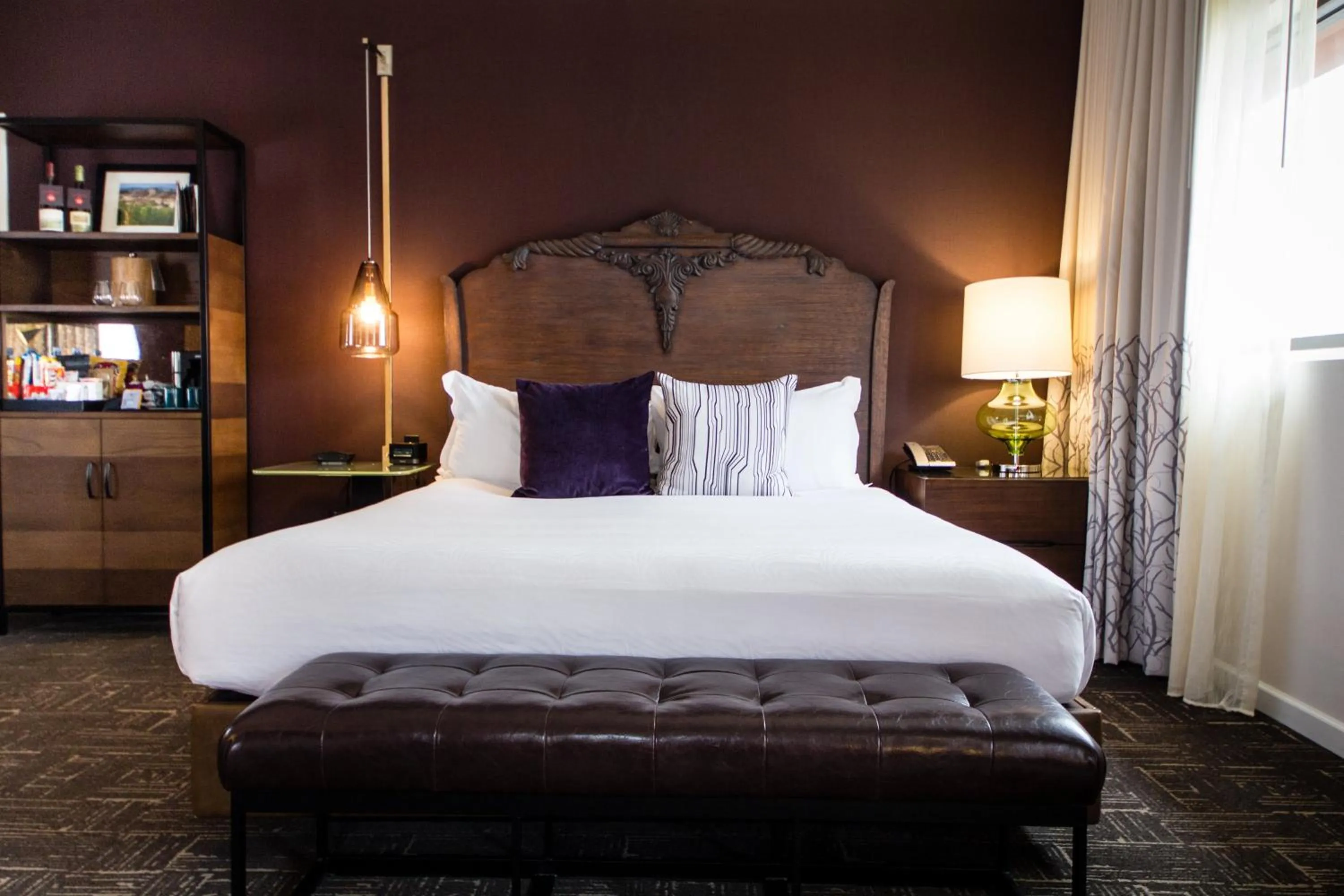 Photo of the whole room, Bed in Kimpton Hotel Vintage Portland by IHG