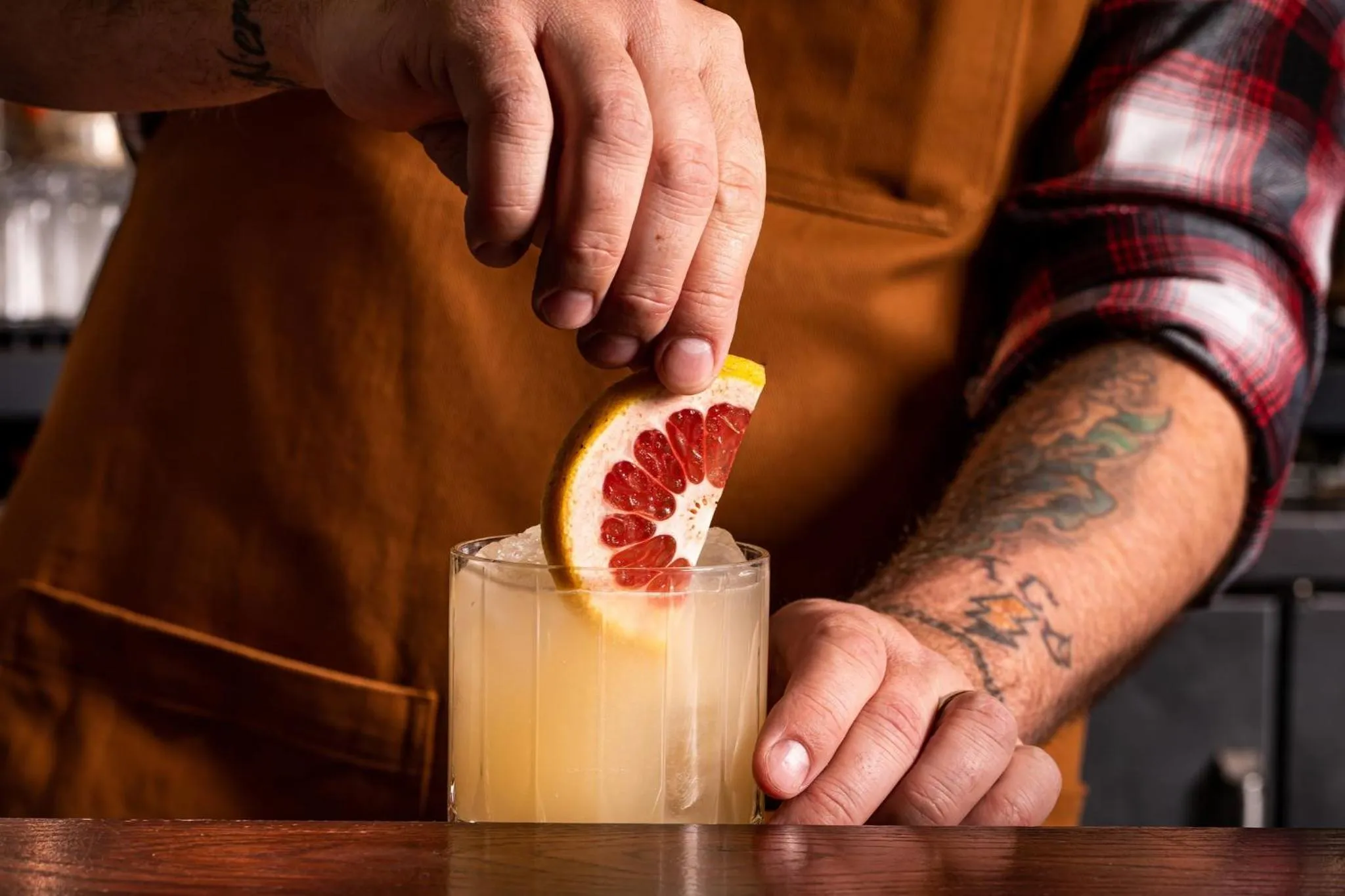 Lounge or bar in Kimpton Hotel Vintage Portland by IHG