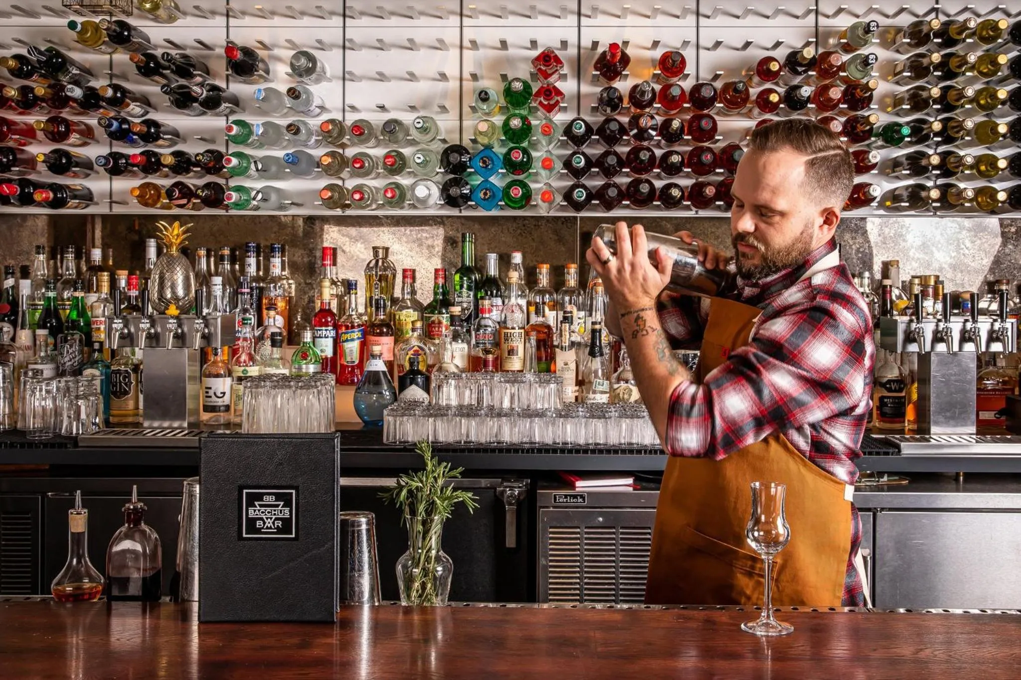 Restaurant/places to eat in Kimpton Hotel Vintage Portland by IHG