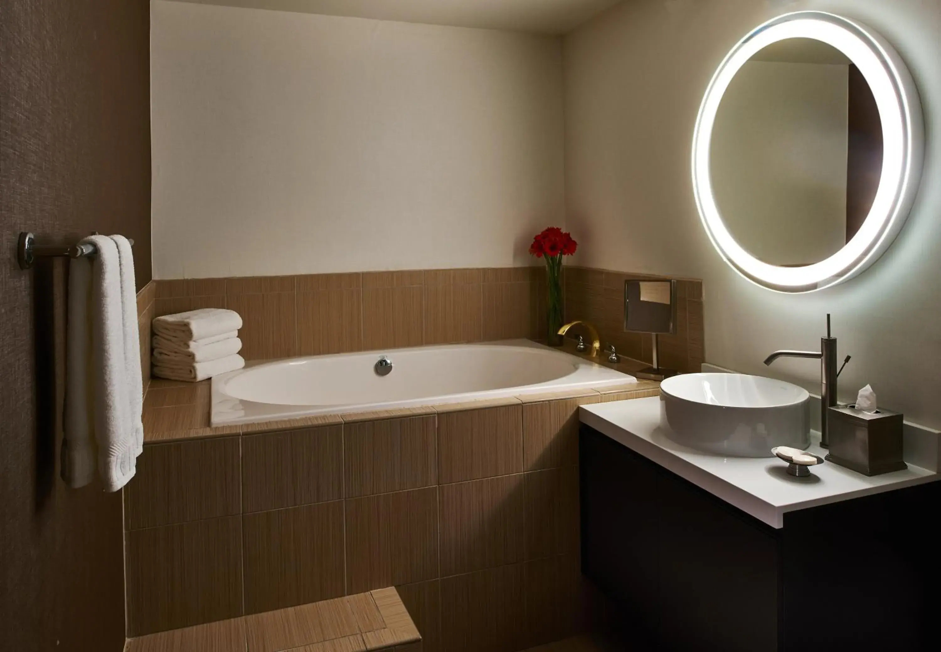 Photo of the whole room in Kimpton Hotel Vintage Portland by IHG Photo of the whole room in Kimpton Hotel Vintage Portland by IHG