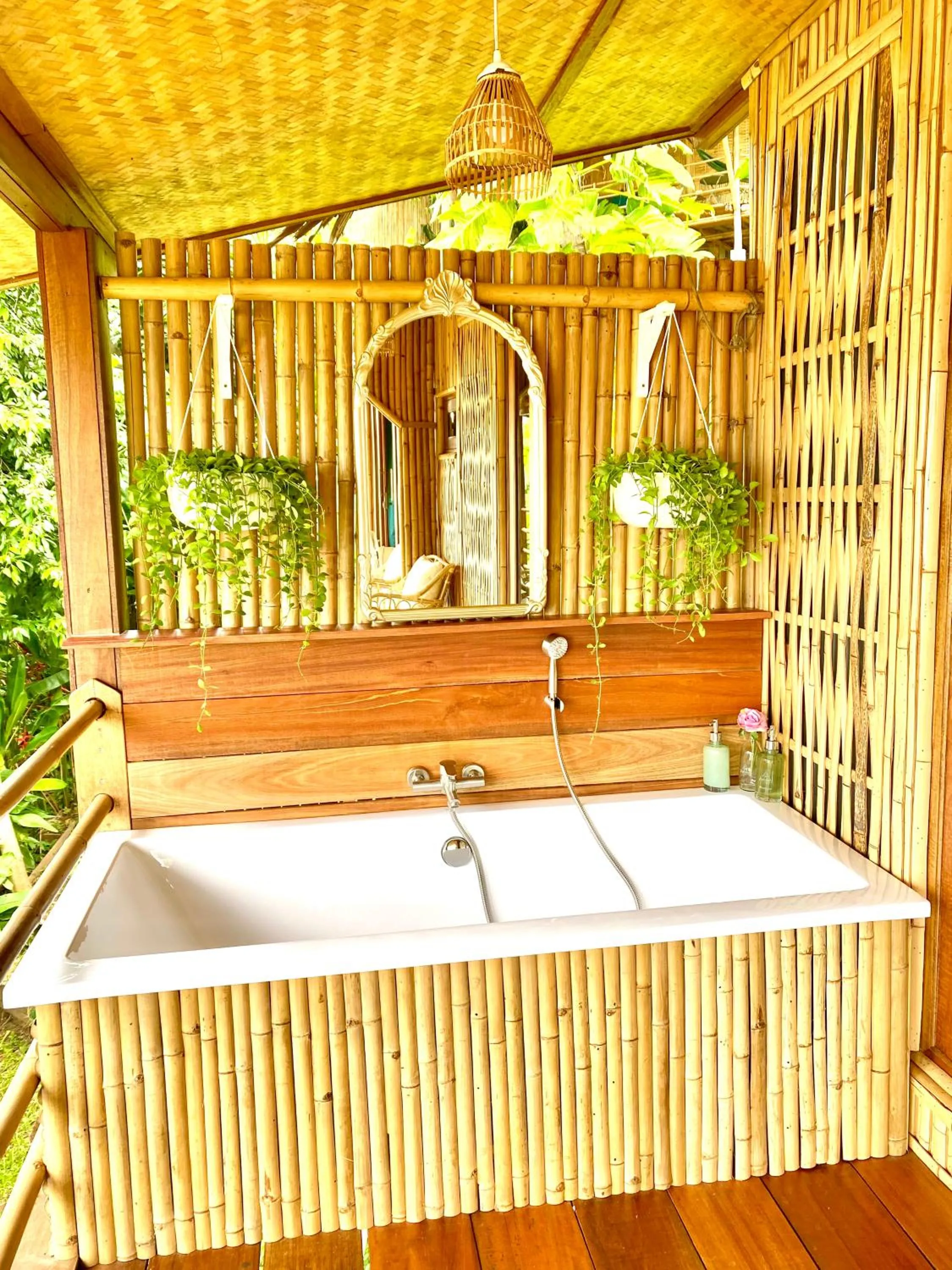 Open Air Bath in Kalulushi Bungalows