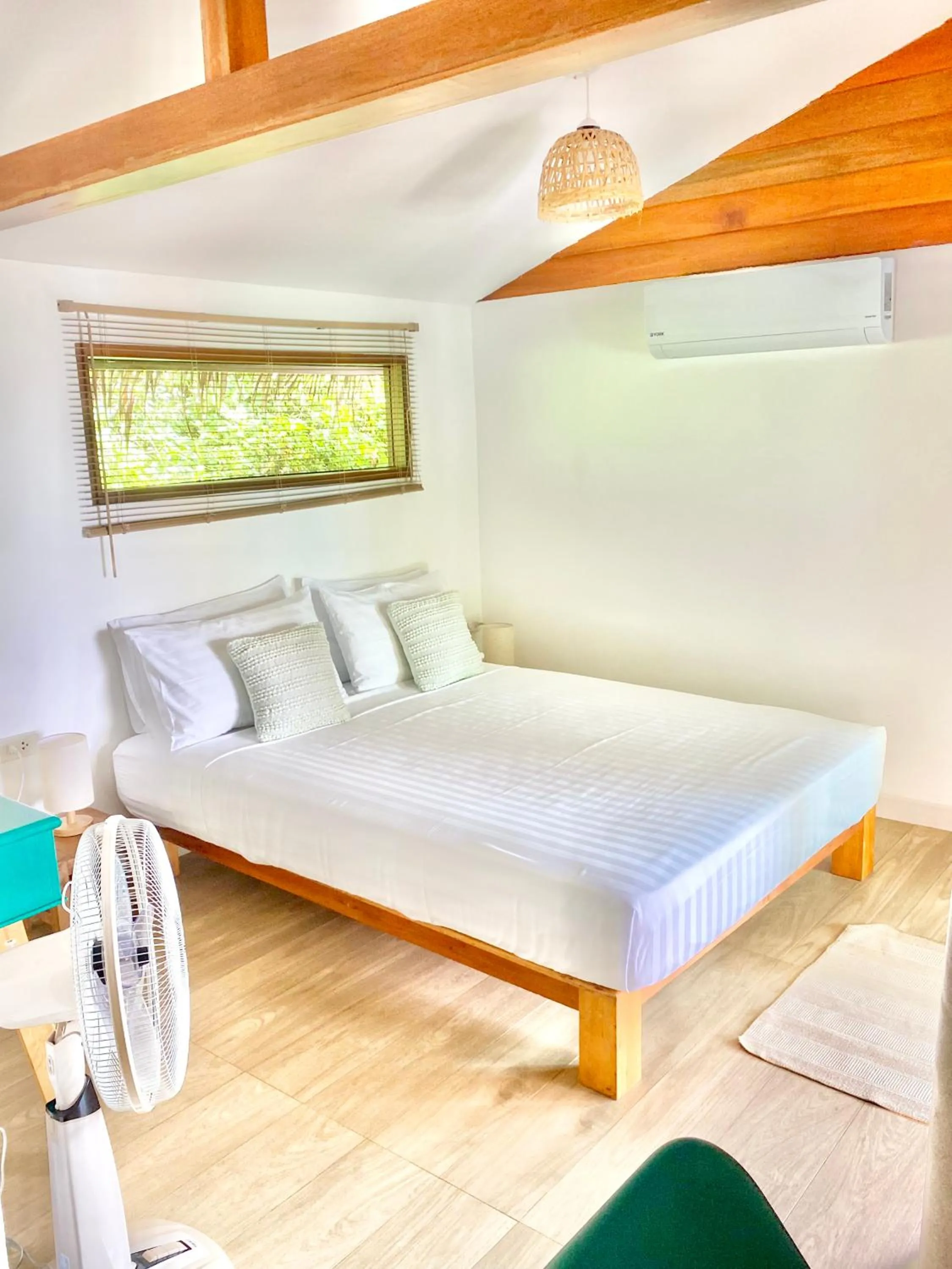 Bed in Kalulushi Bungalows