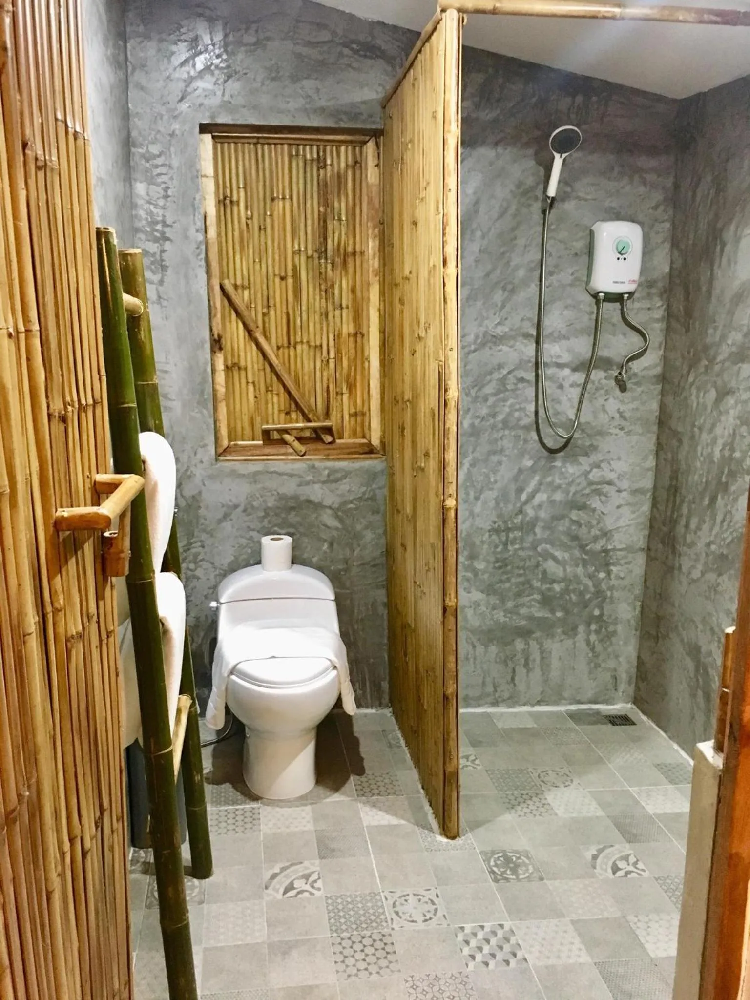 Shower in Kalulushi Bungalows