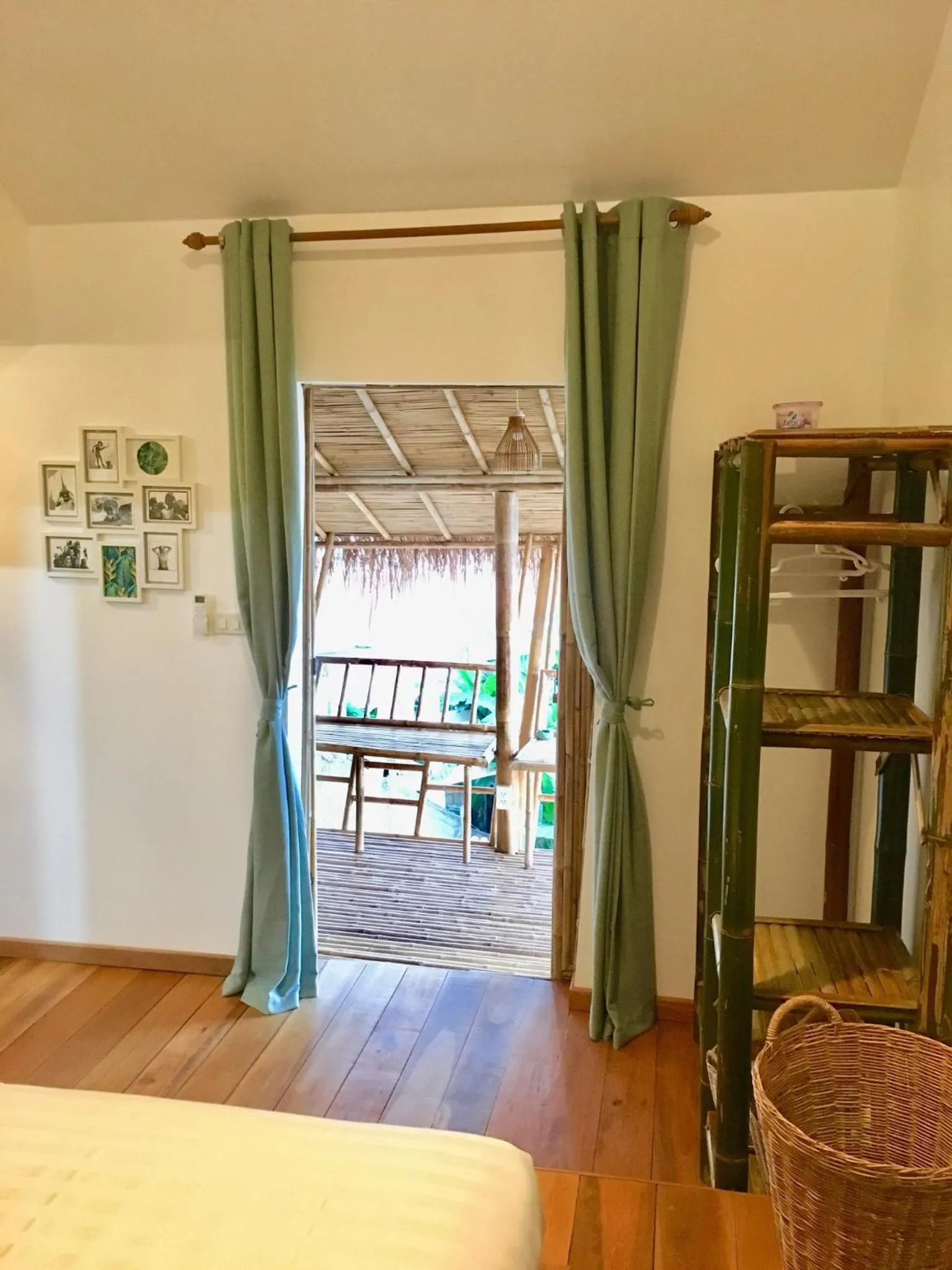 Bedroom, Bed in Kalulushi Bungalows