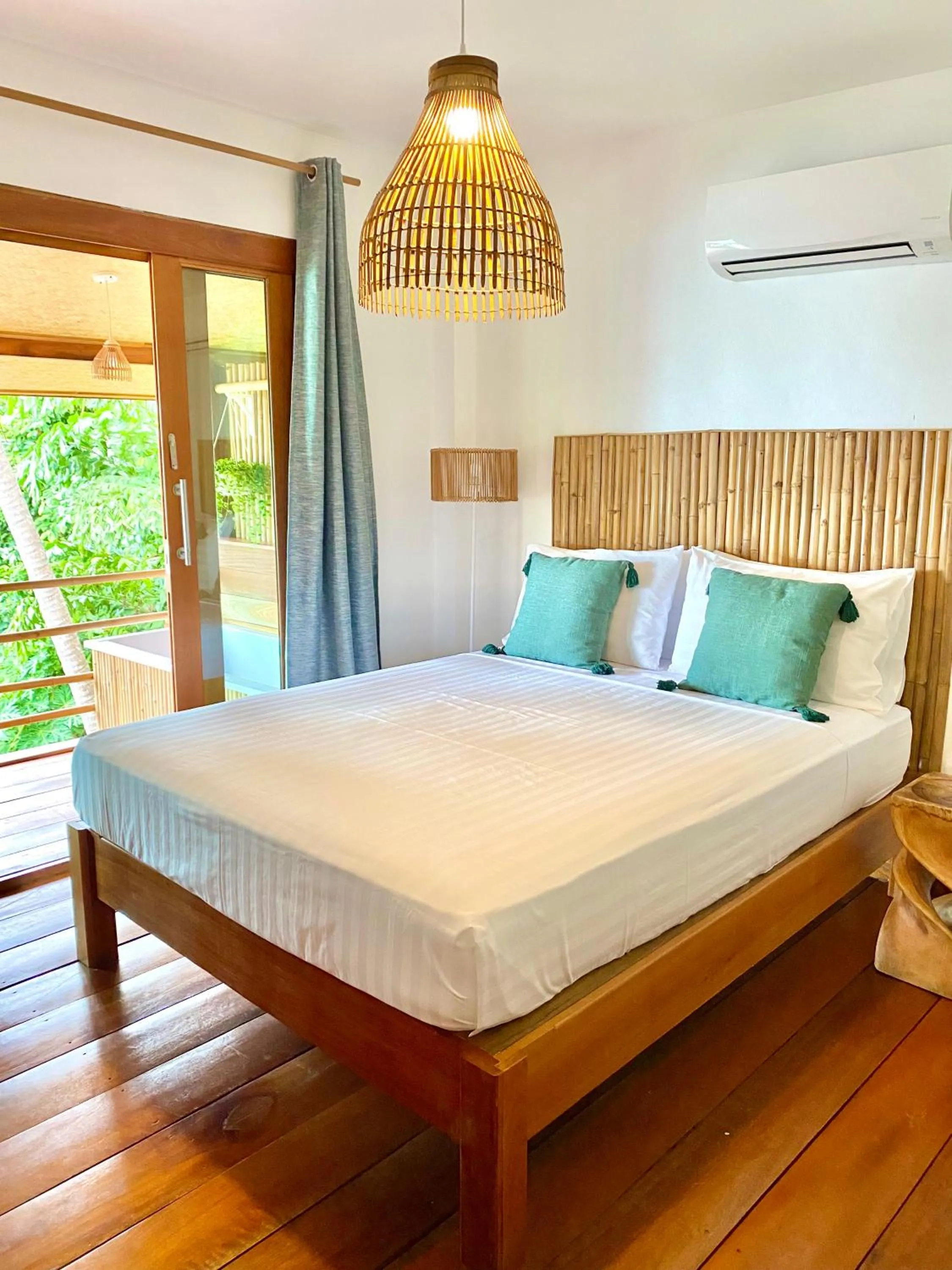 Bed in Kalulushi Bungalows
