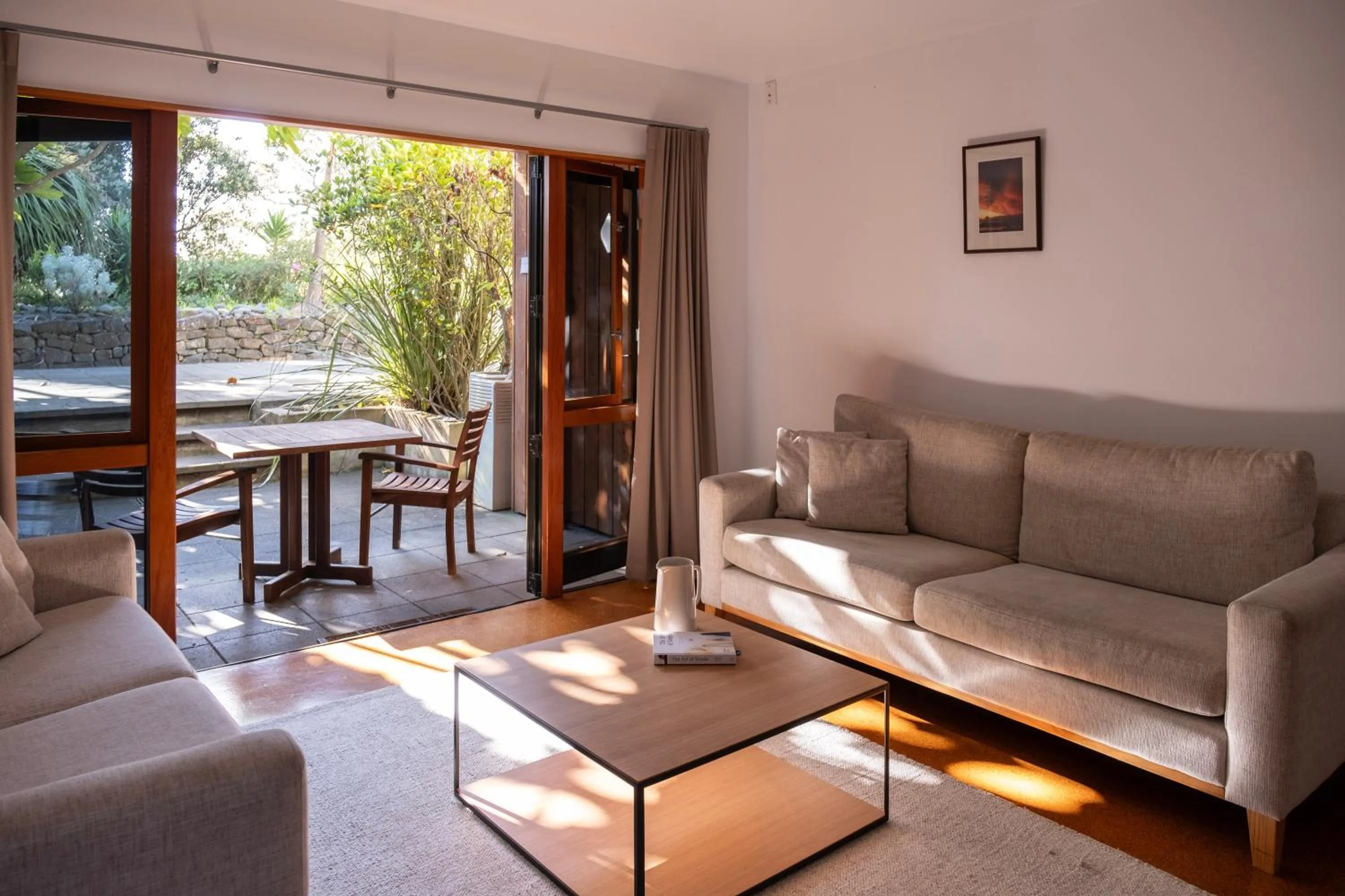 Bow Street Apartments & Cottage