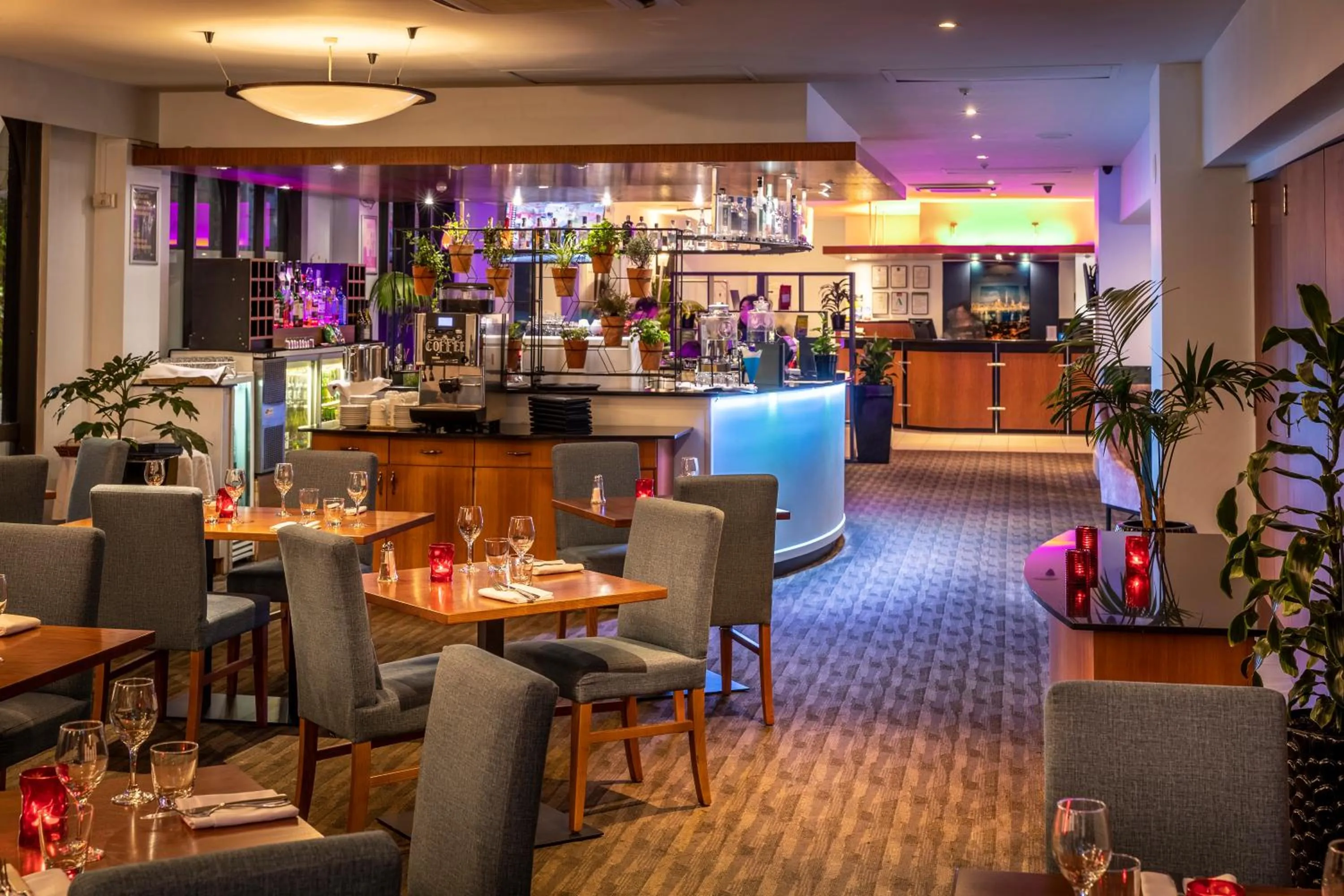 Restaurant/places to eat in Copthorne Hotel Auckland City