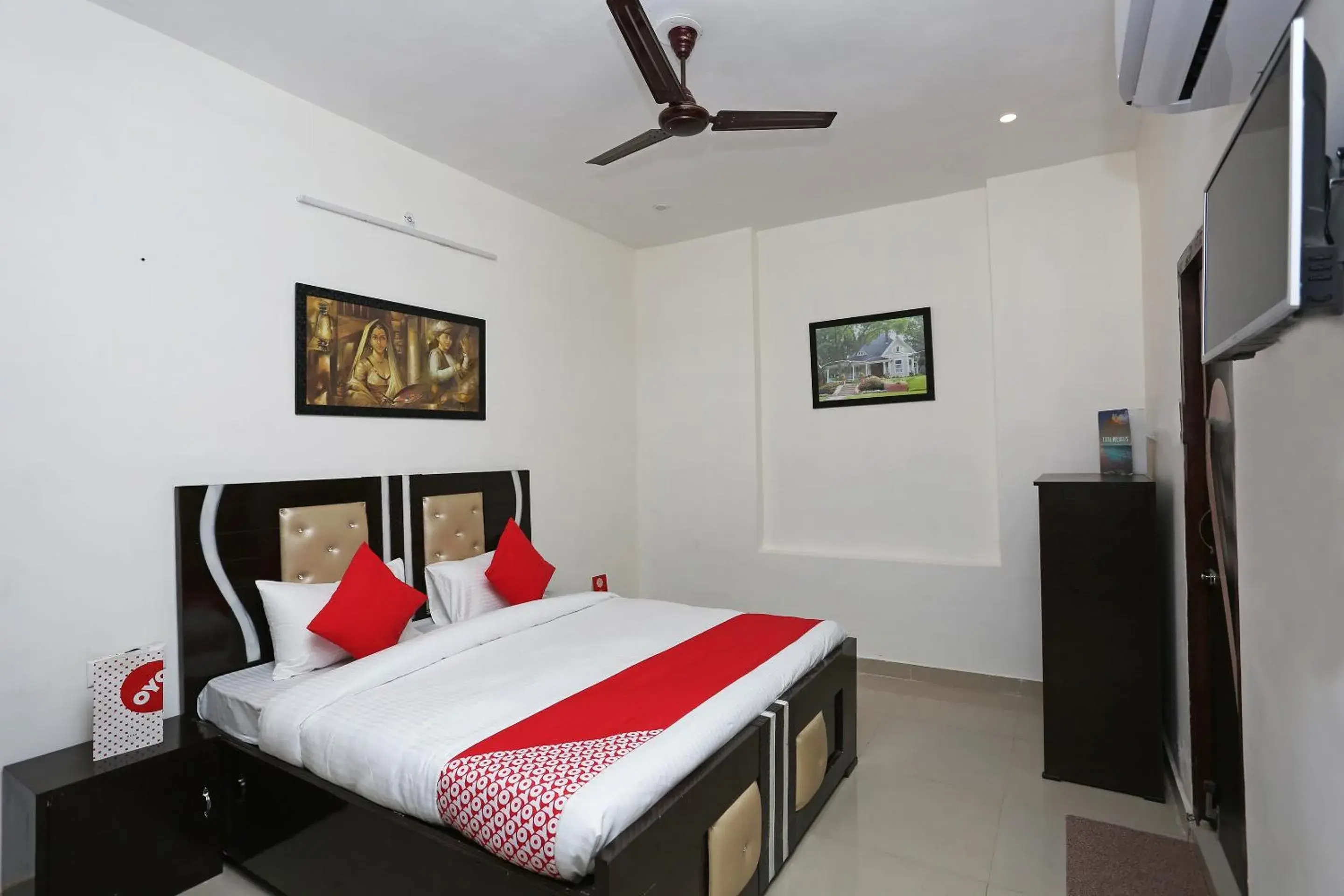 Bedroom, Bed in Hotel O Tirupati Residency Bedroom, Bed in Hotel O Tirupati Residency