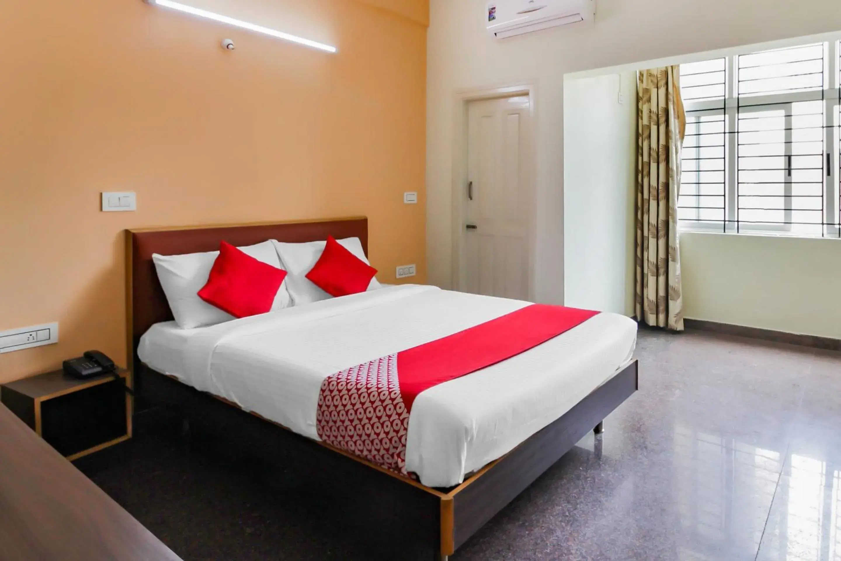 Bedroom, Bed in Collection O Mysore Gokulam Formerly The Olive Shine Bedroom, Bed in Collection O Mysore Gokulam Formerly The Olive Shine